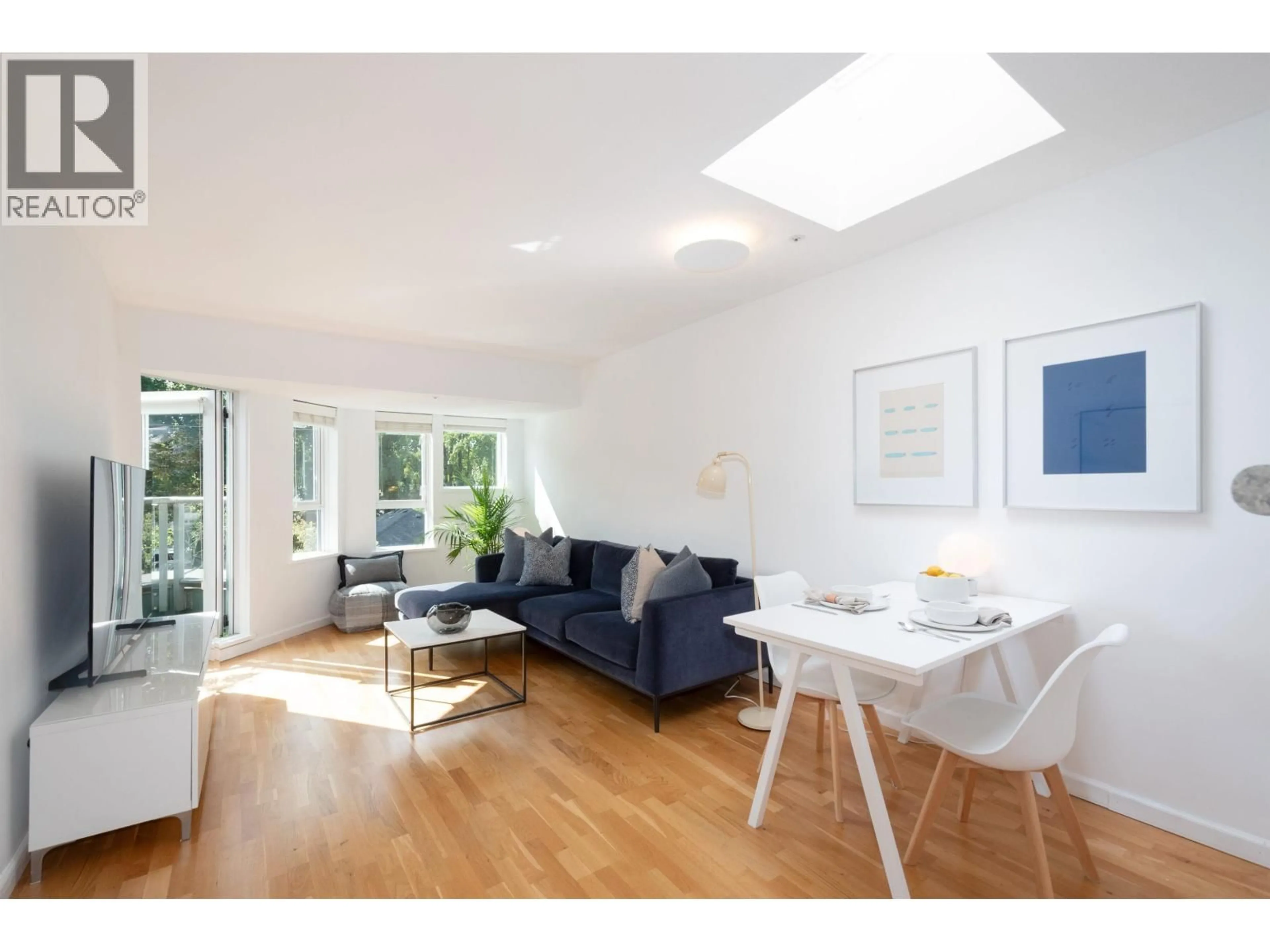 Unknown for 420 - 3440 BROADWAY, Vancouver British Columbia V6R4R2