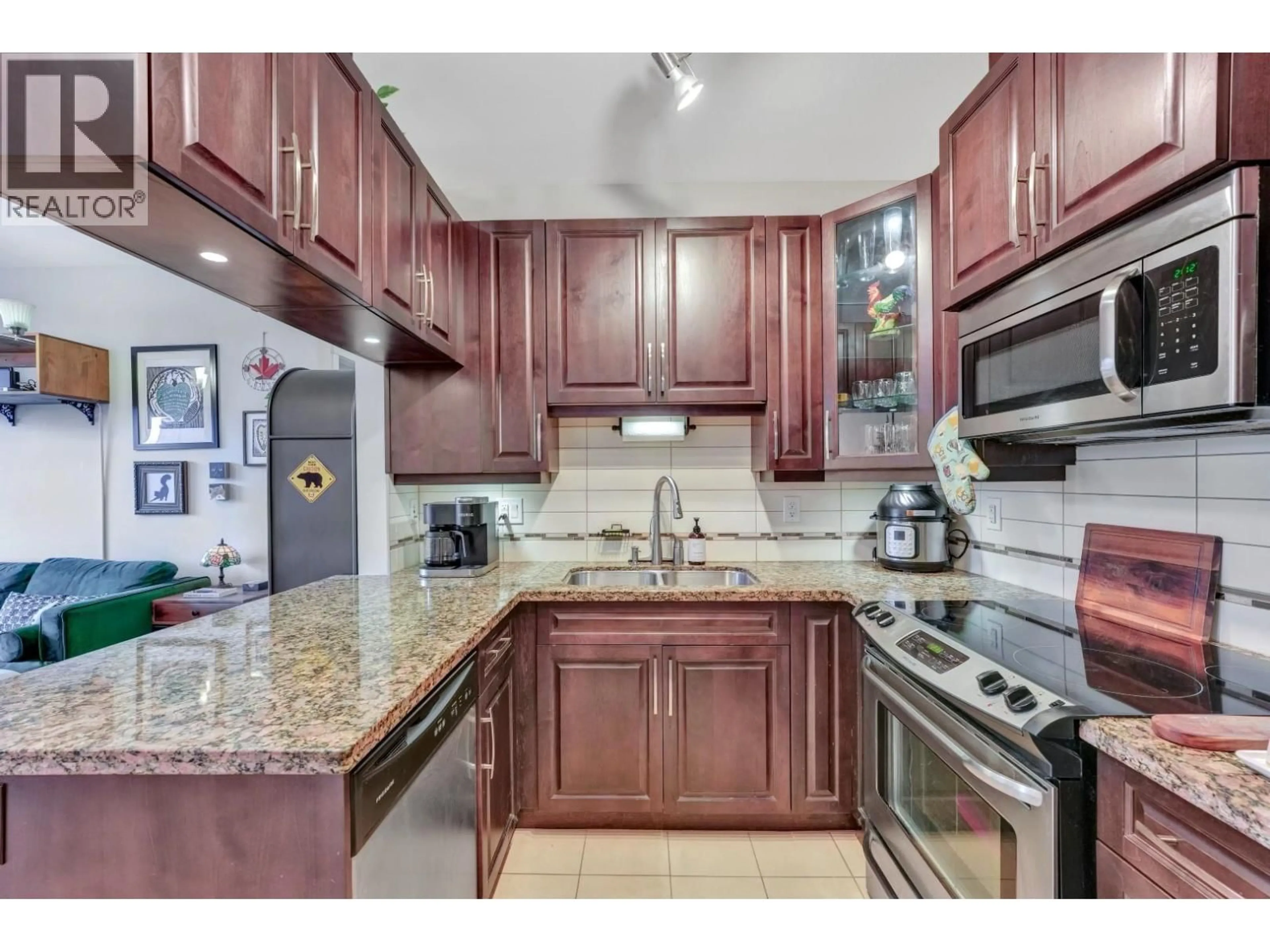 Unknown for 12525 190A STREET, Pitt Meadows British Columbia V3Y0E1