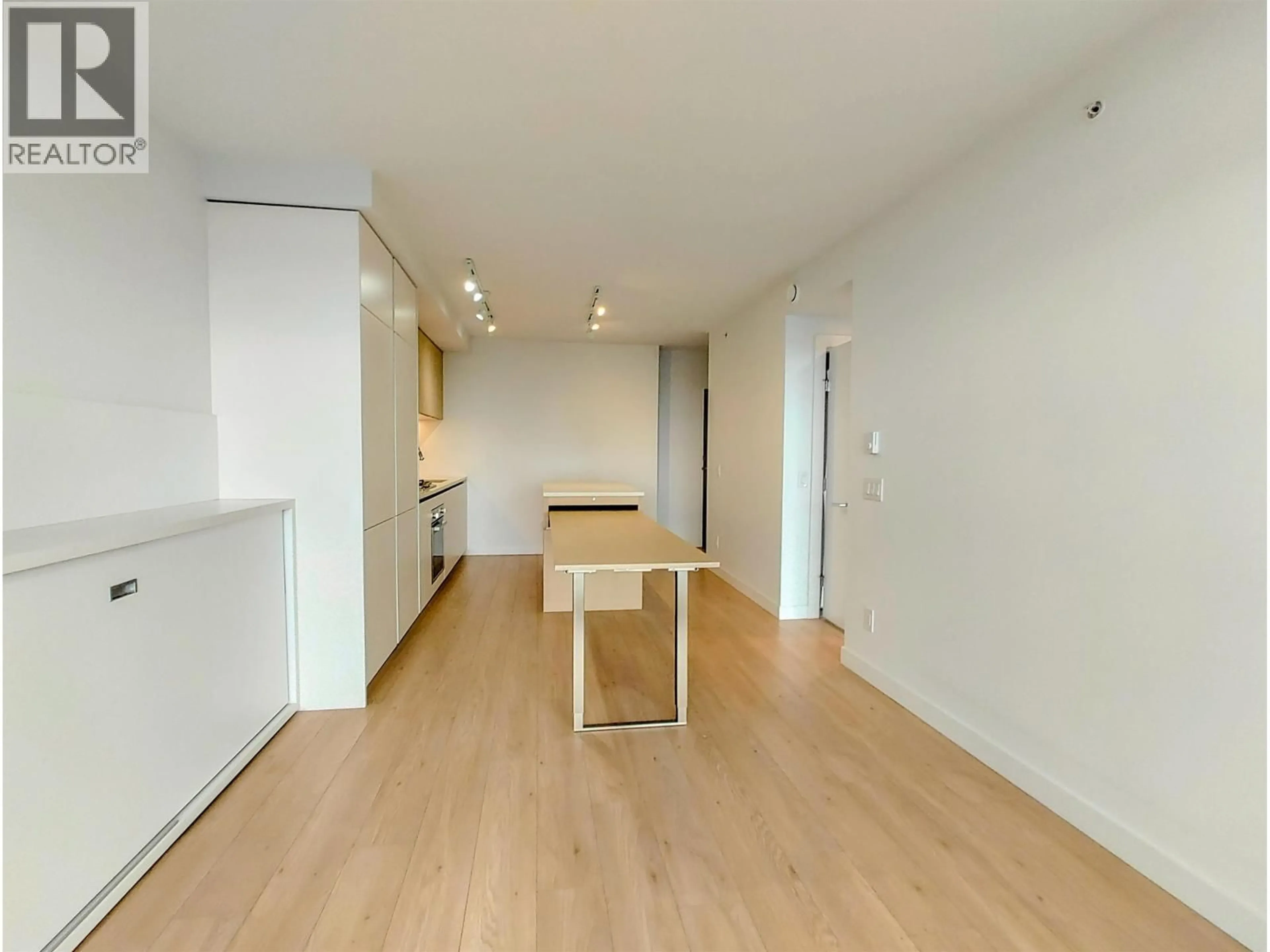 A pic of a room for 2503 - 652 WHITING WAY, Coquitlam British Columbia V3B0J3