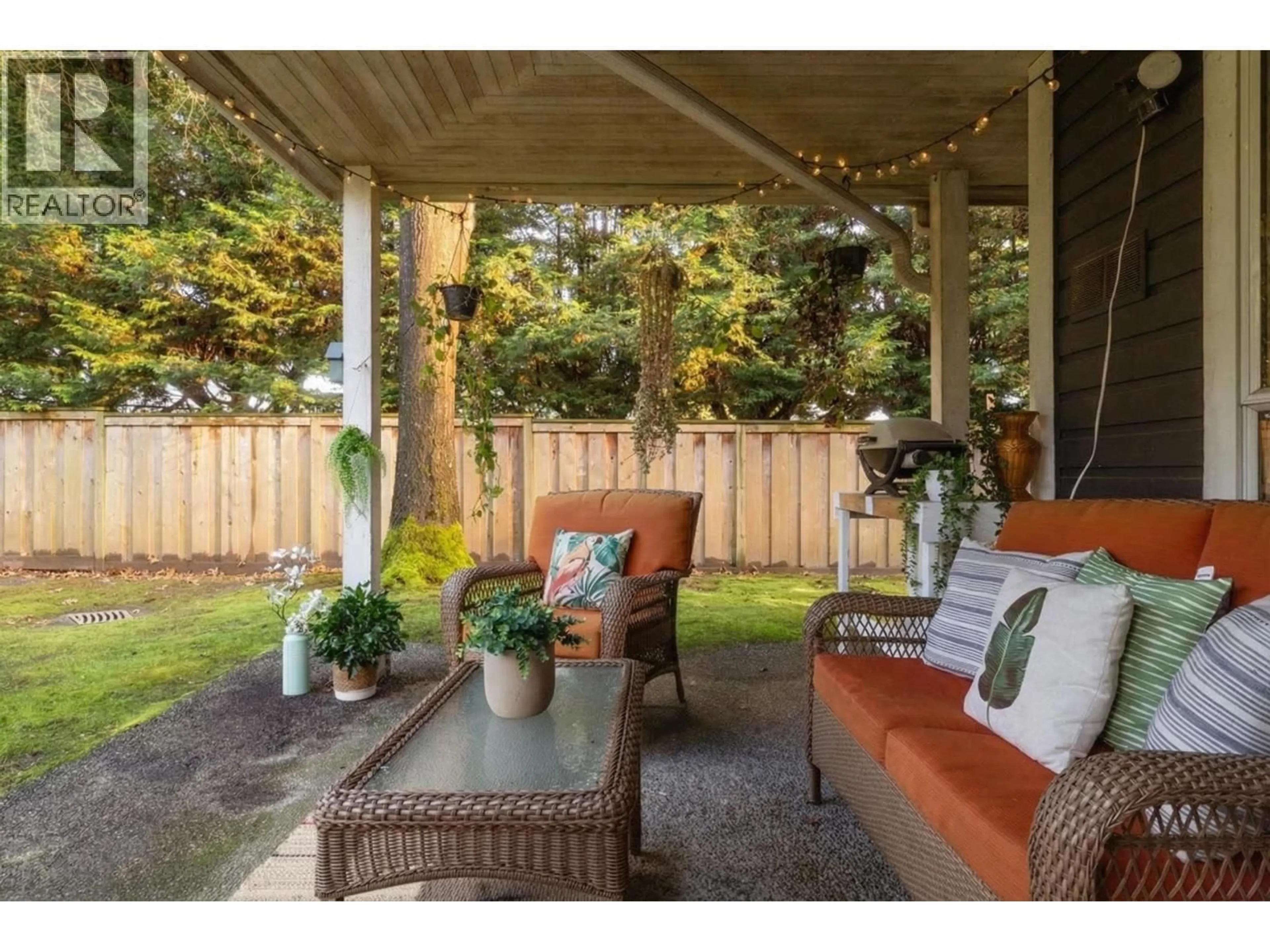 Patio, water/lake/river/ocean view for 118 - 2960 29TH AVENUE, Vancouver British Columbia V5R5Z5