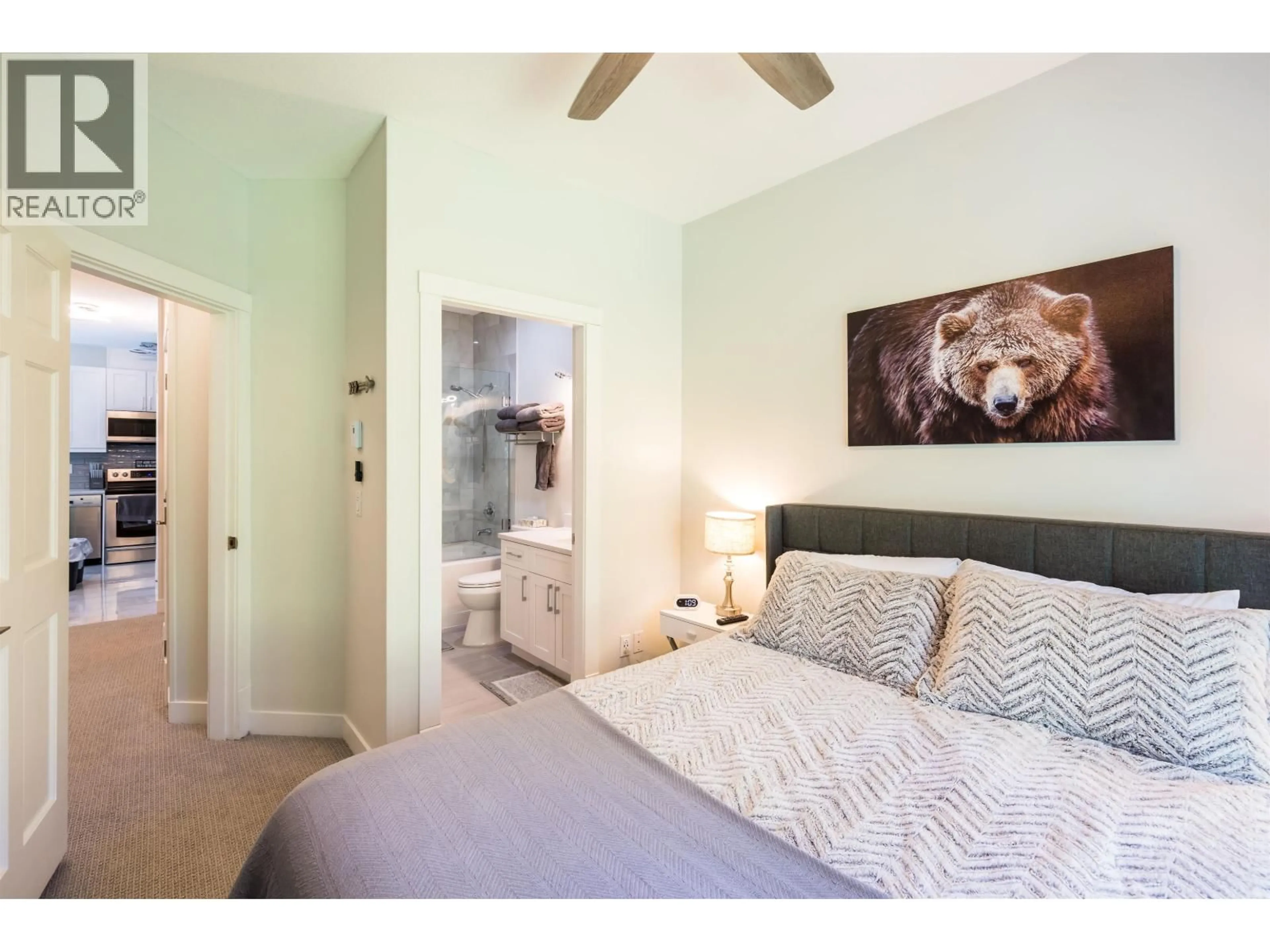 Bedroom with bed, unknown for 311 - 4405 BLACKCOMB WAY, Whistler British Columbia V3S9E5