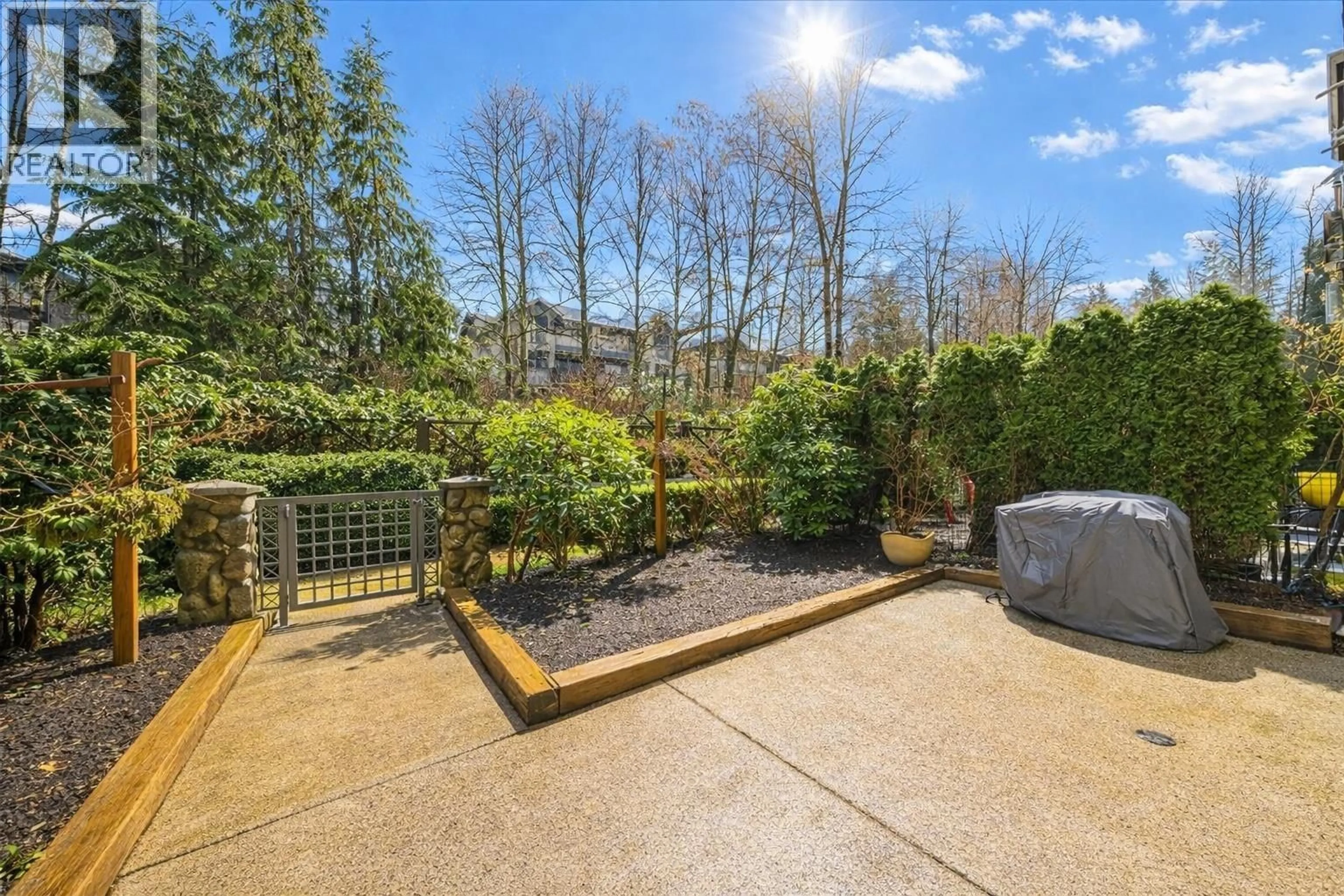 Patio, unknown for 211 - 3600 WINDCREST DRIVE, North Vancouver British Columbia V7G2S5
