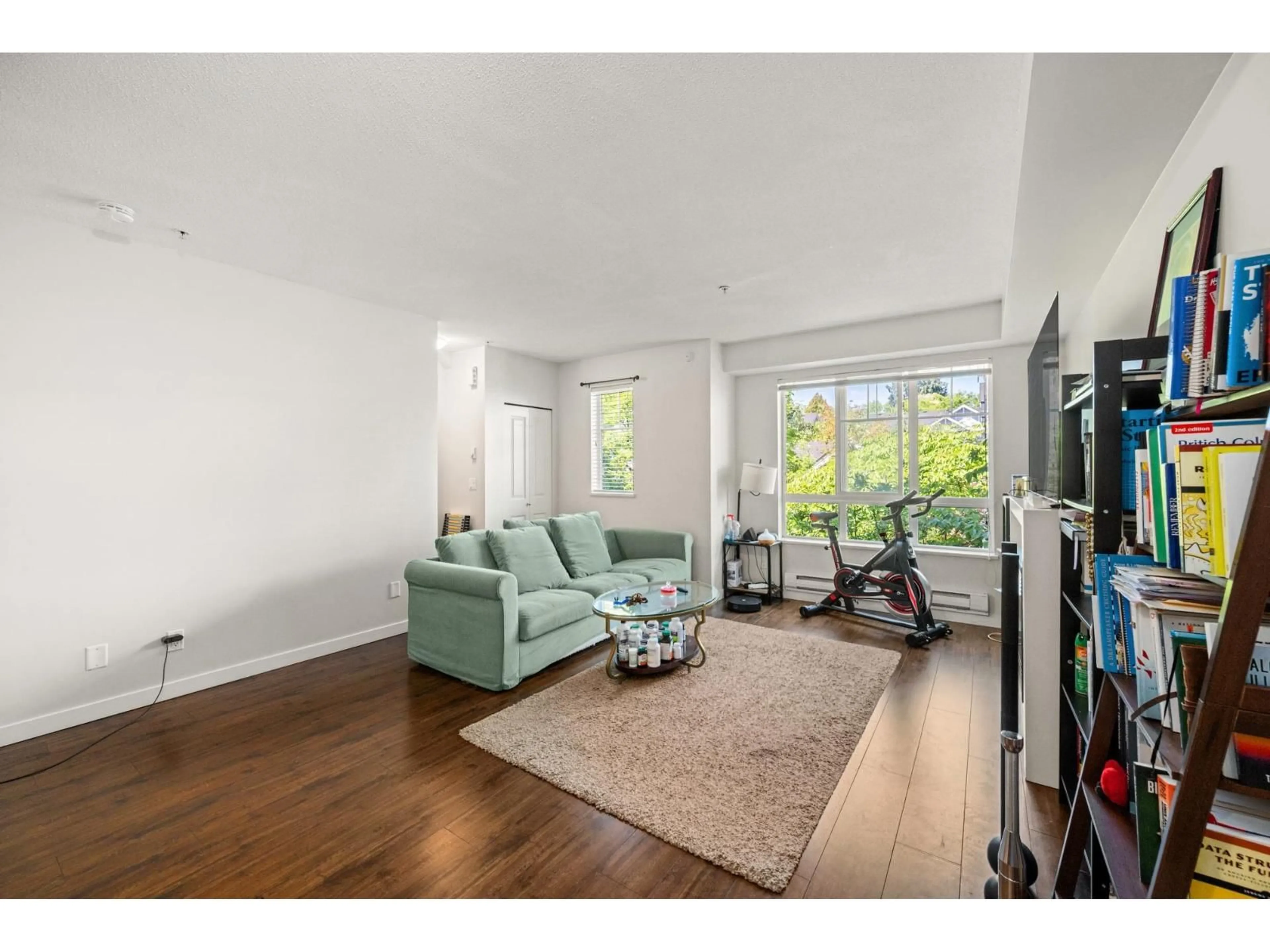 Living room with furniture, unknown for 85 - 13239 OLD YALE ROAD, Surrey British Columbia V3T3C5