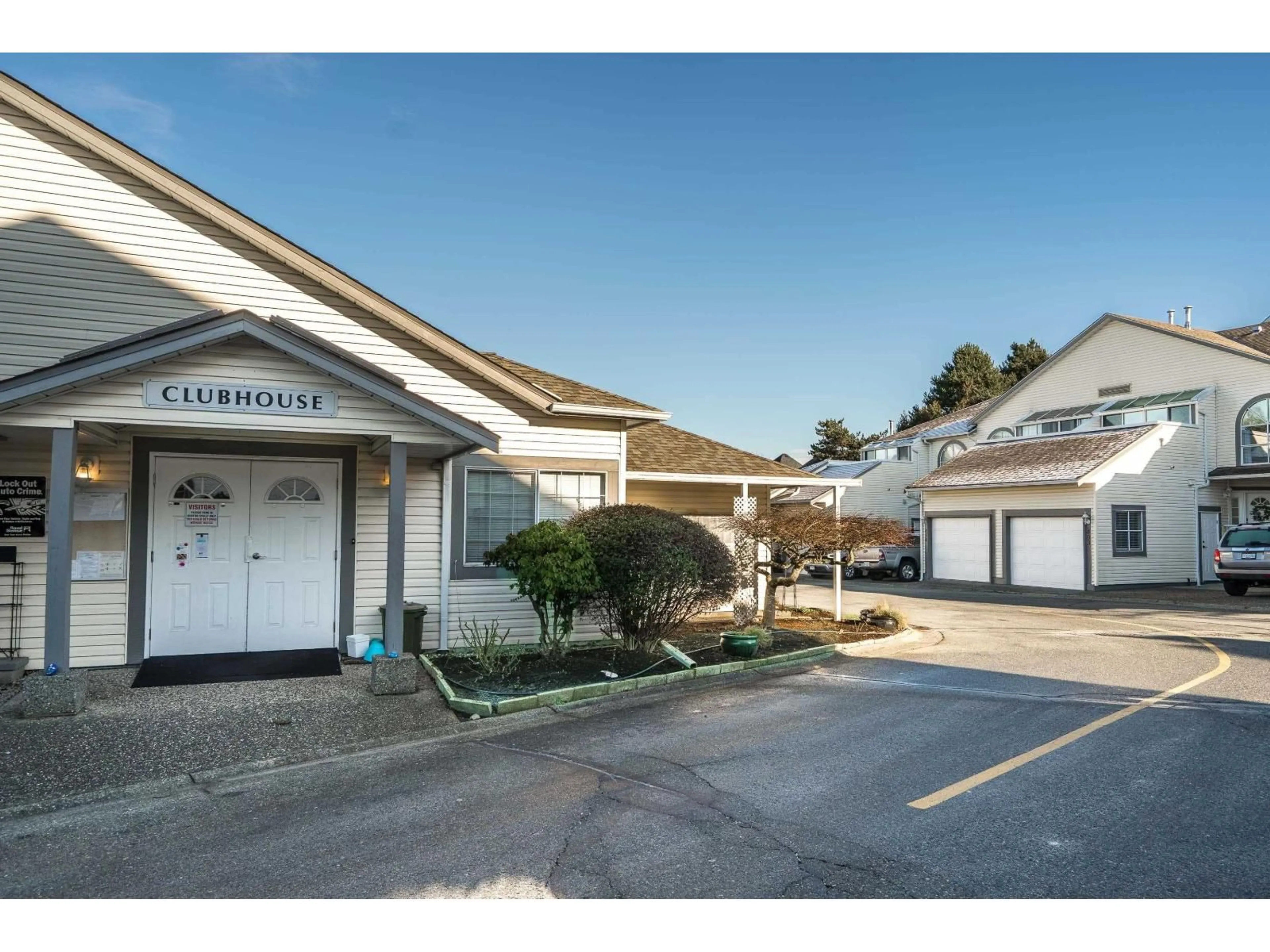 Unknown for 403 - 21937 48 AVENUE, Langley British Columbia V3A3N1