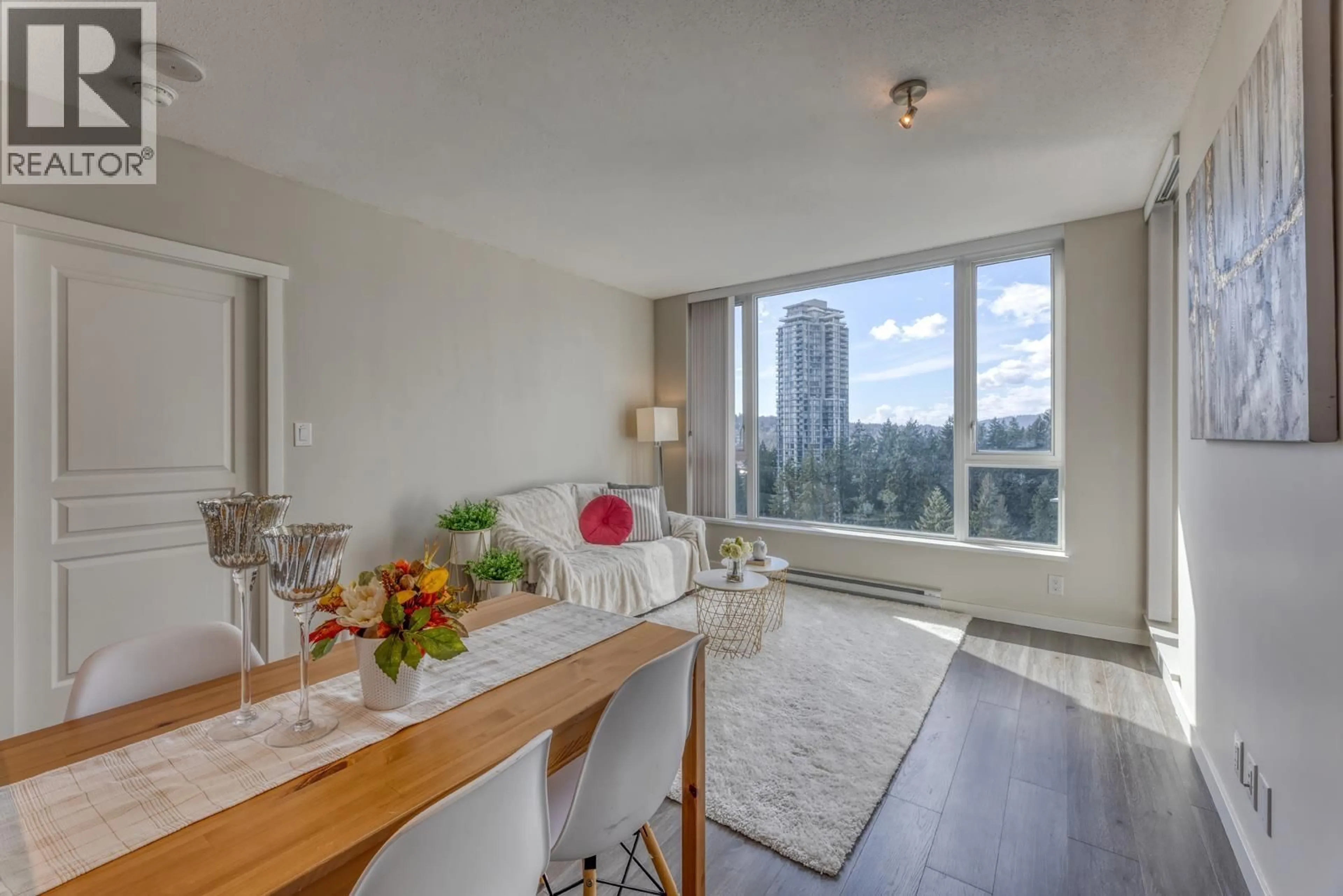 Unknown for 1604 - 3100 WINDSOR GATE, Coquitlam British Columbia V3B0P3