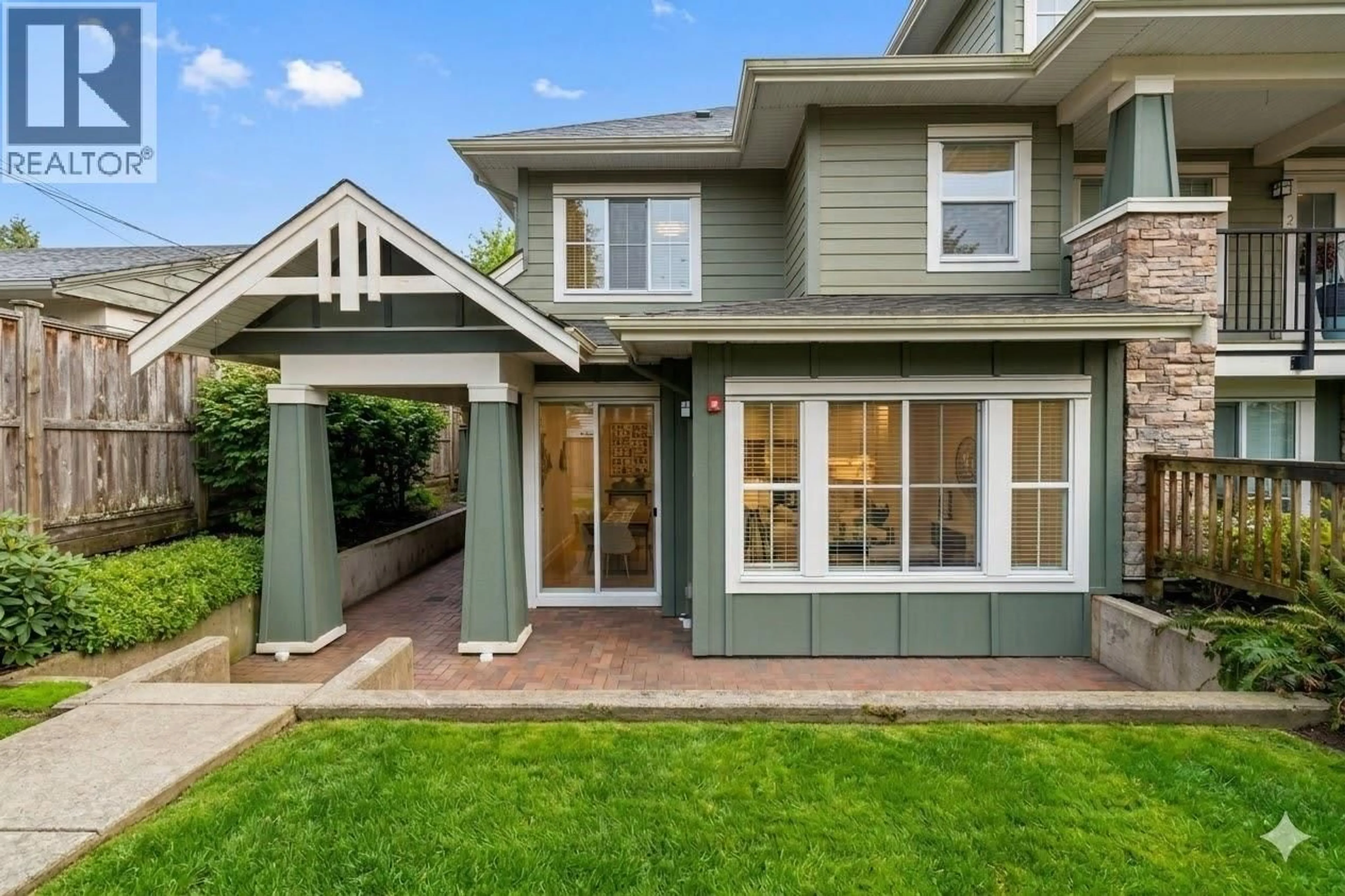 Home with vinyl exterior material, street for 20 - 2138 SALISBURY AVENUE, Port Coquitlam British Columbia V3B1Y1