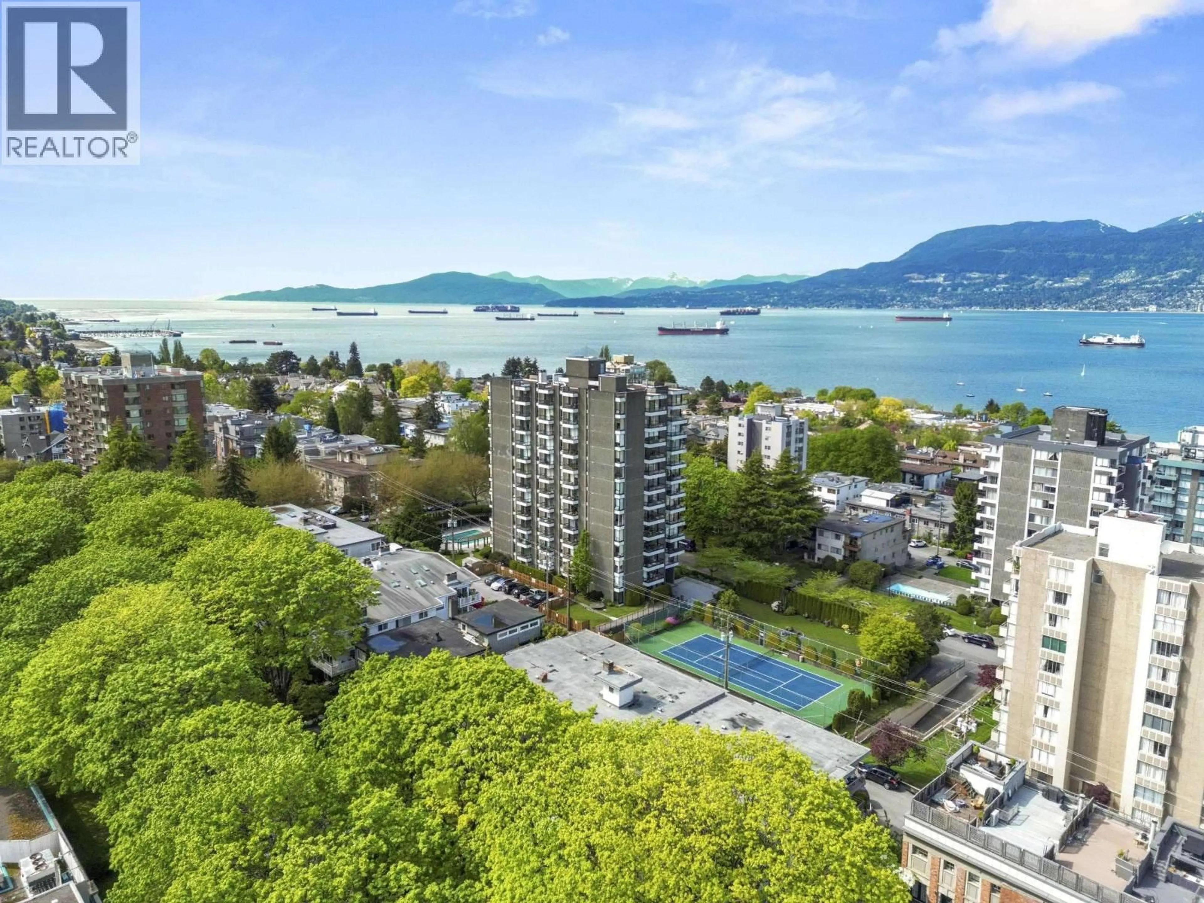 A pic from outside/outdoor area/front of a property/back of a property/a pic from drone, water/lake/river/ocean view for 906 - 2370 2ND AVENUE, Vancouver British Columbia V6K1J2
