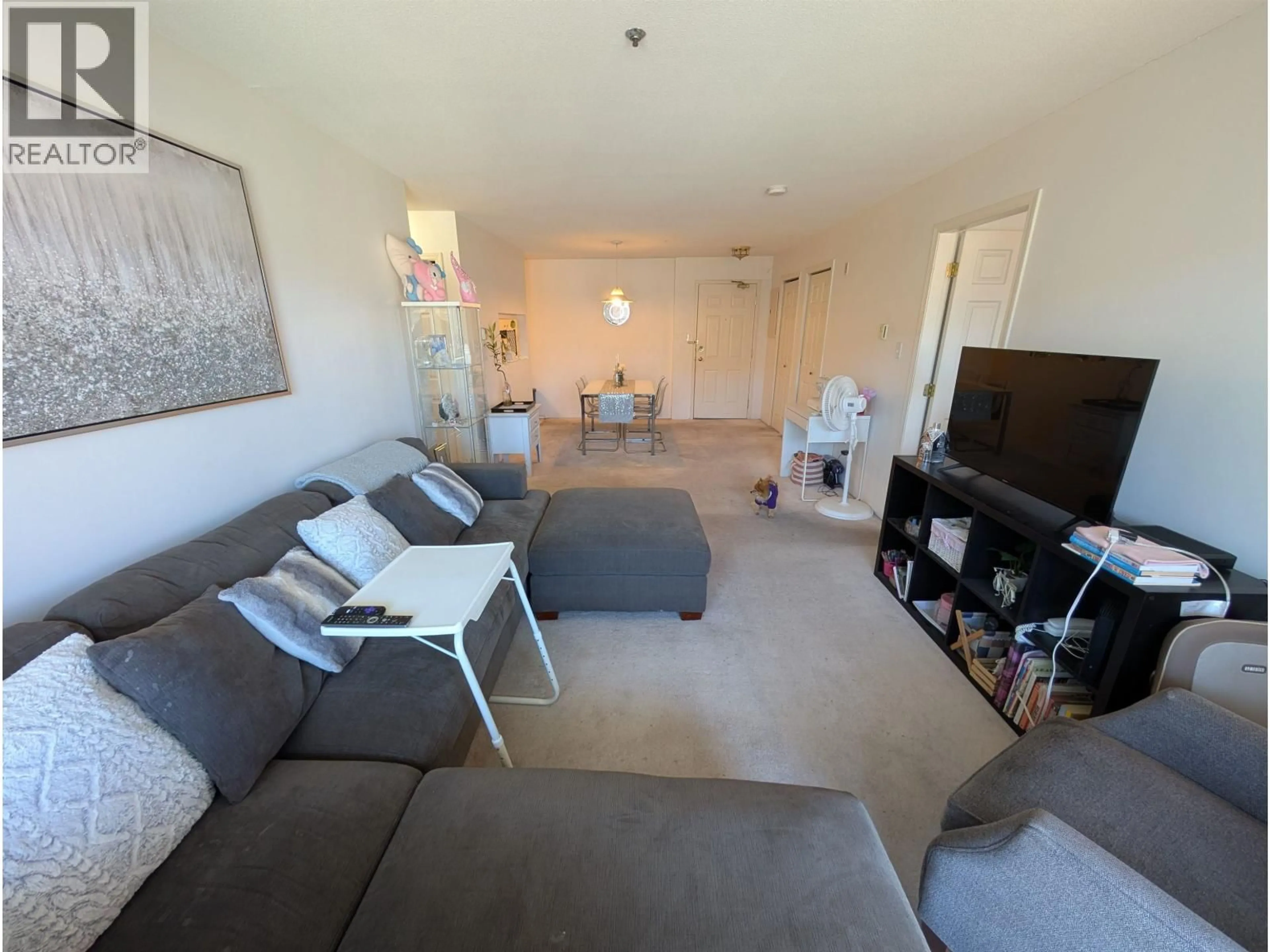 A pic of a room for 204 - 7071 BLUNDELL ROAD, Richmond British Columbia V6Y1J5