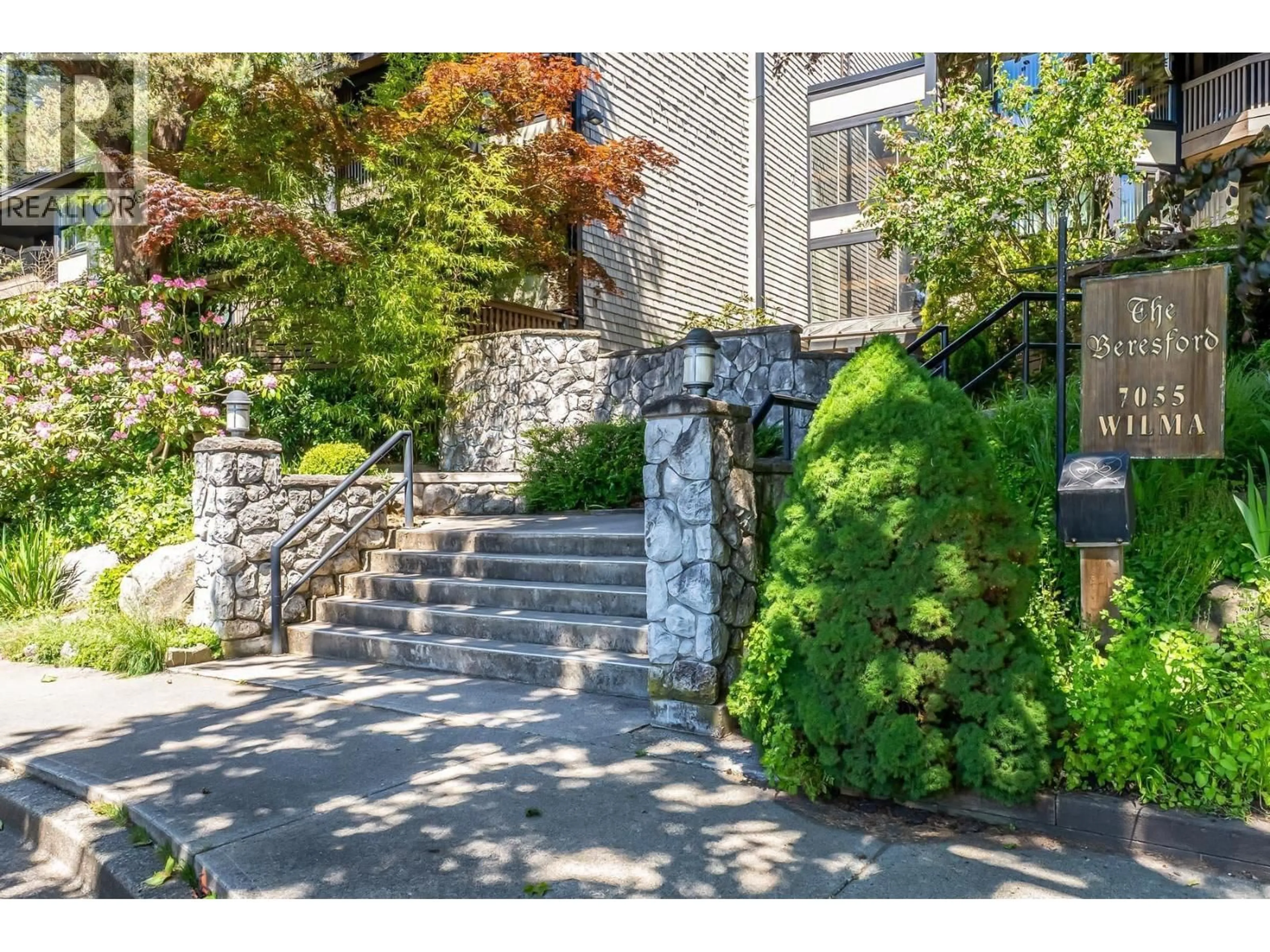 Unknown for 210 - 7055 WILMA STREET, Burnaby British Columbia V5E4B1