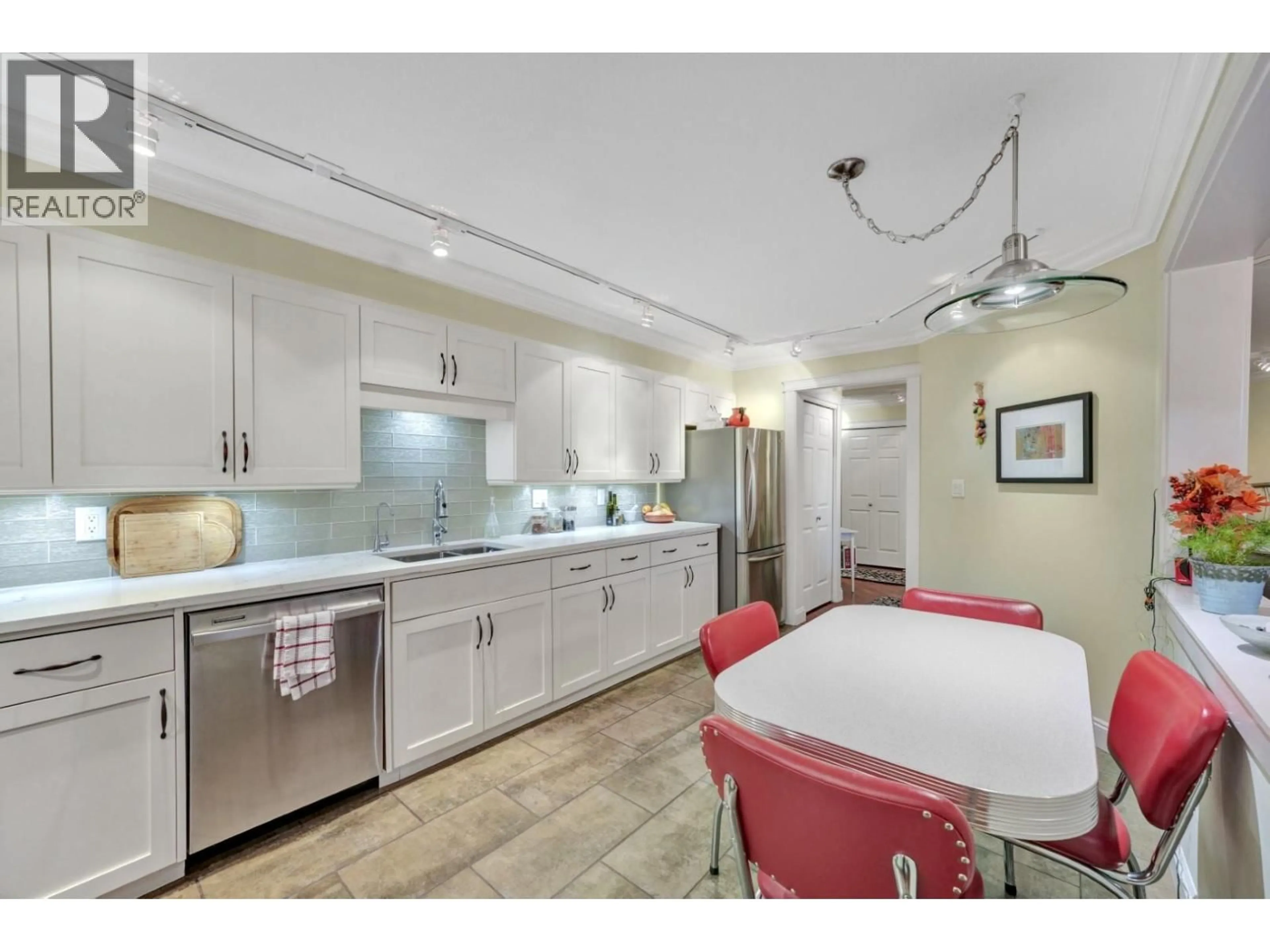 Unknown for 109B - 1210 QUAYSIDE DRIVE, New Westminster British Columbia V3M6H1