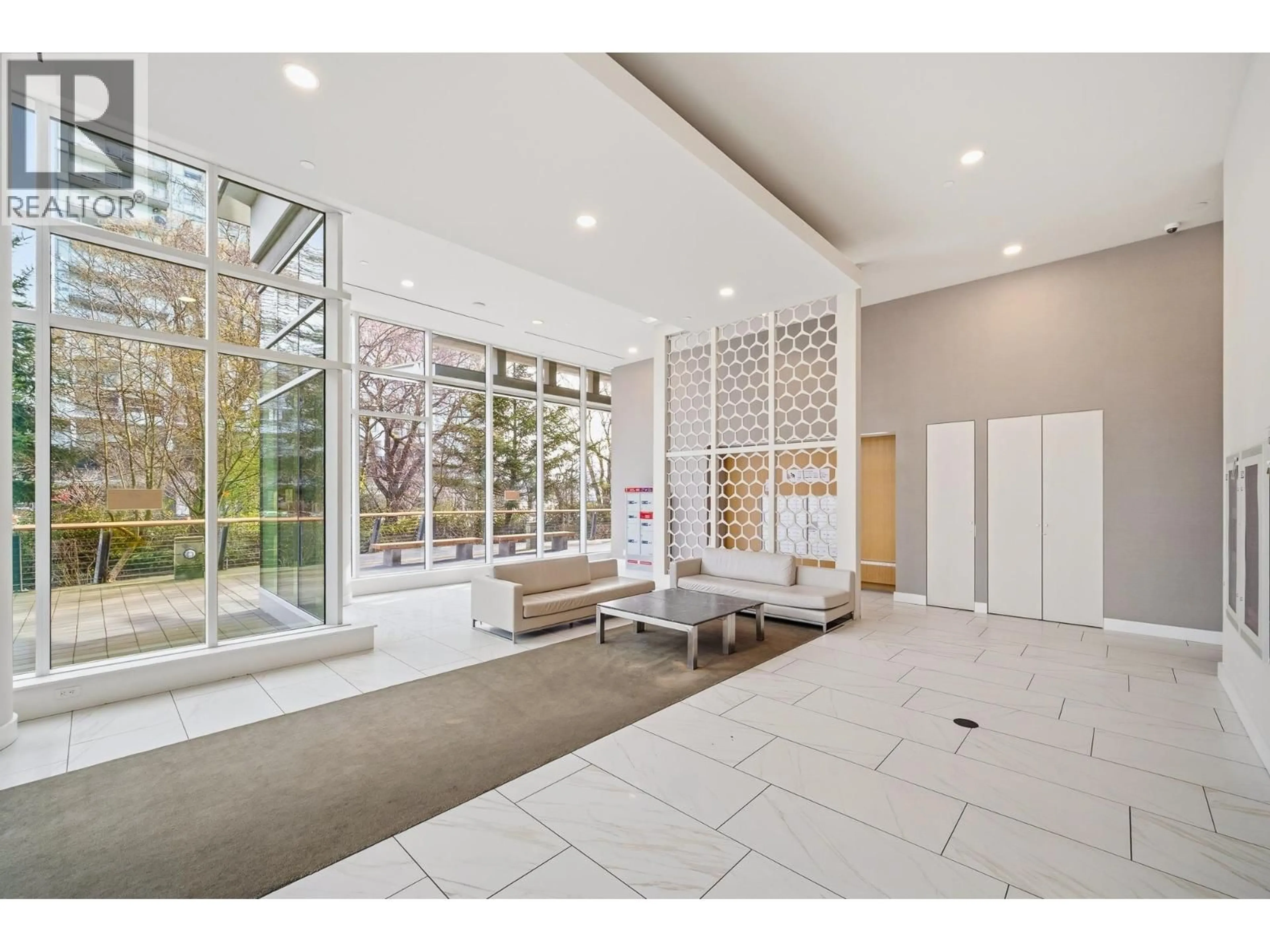 Indoor foyer for 603 - 6200 RIVER ROAD, Richmond British Columbia V7C0B1