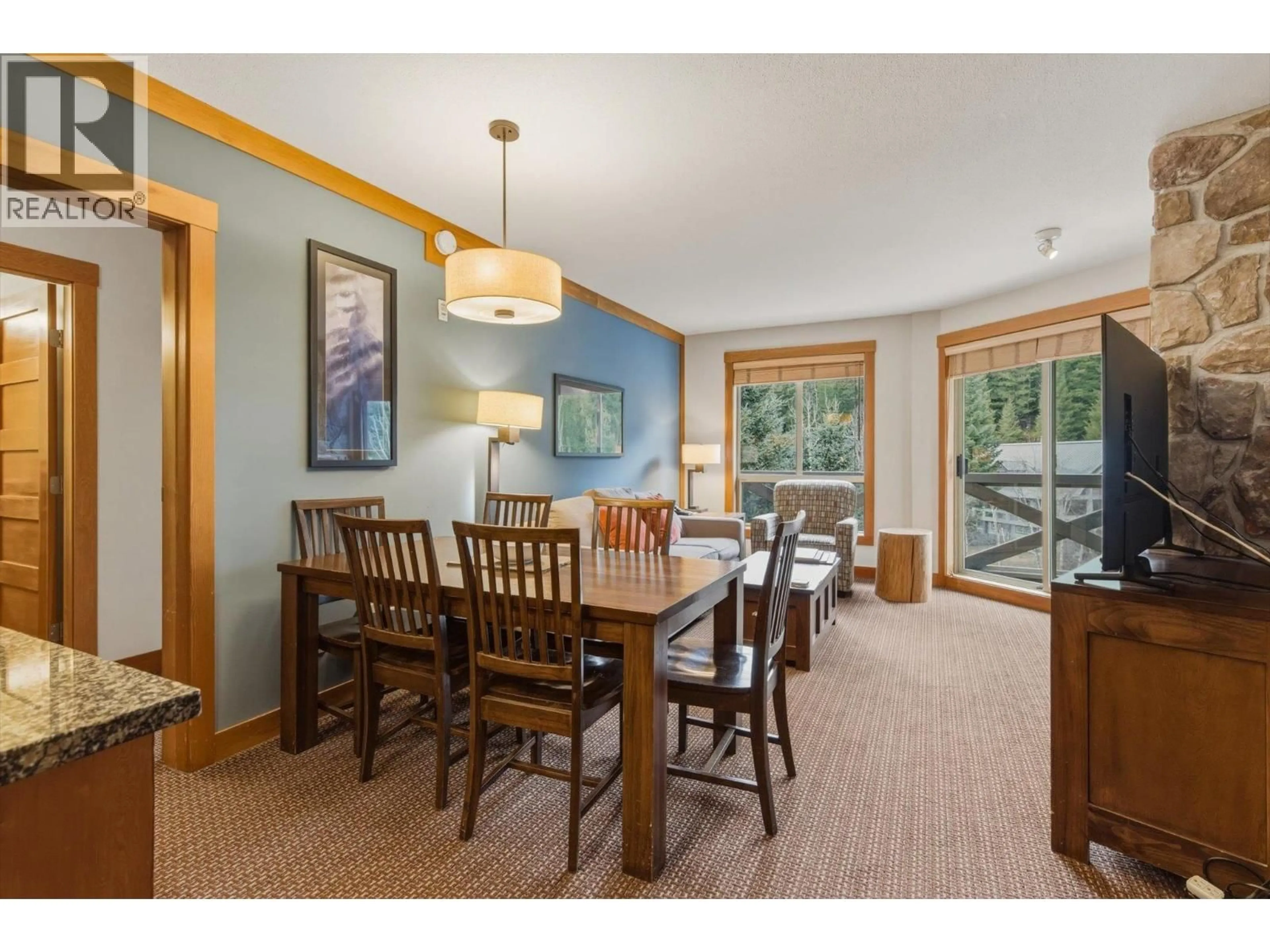 Dining room, wood/laminate floor for 416C - 2036 LONDON LANE, Whistler British Columbia V8E0N7