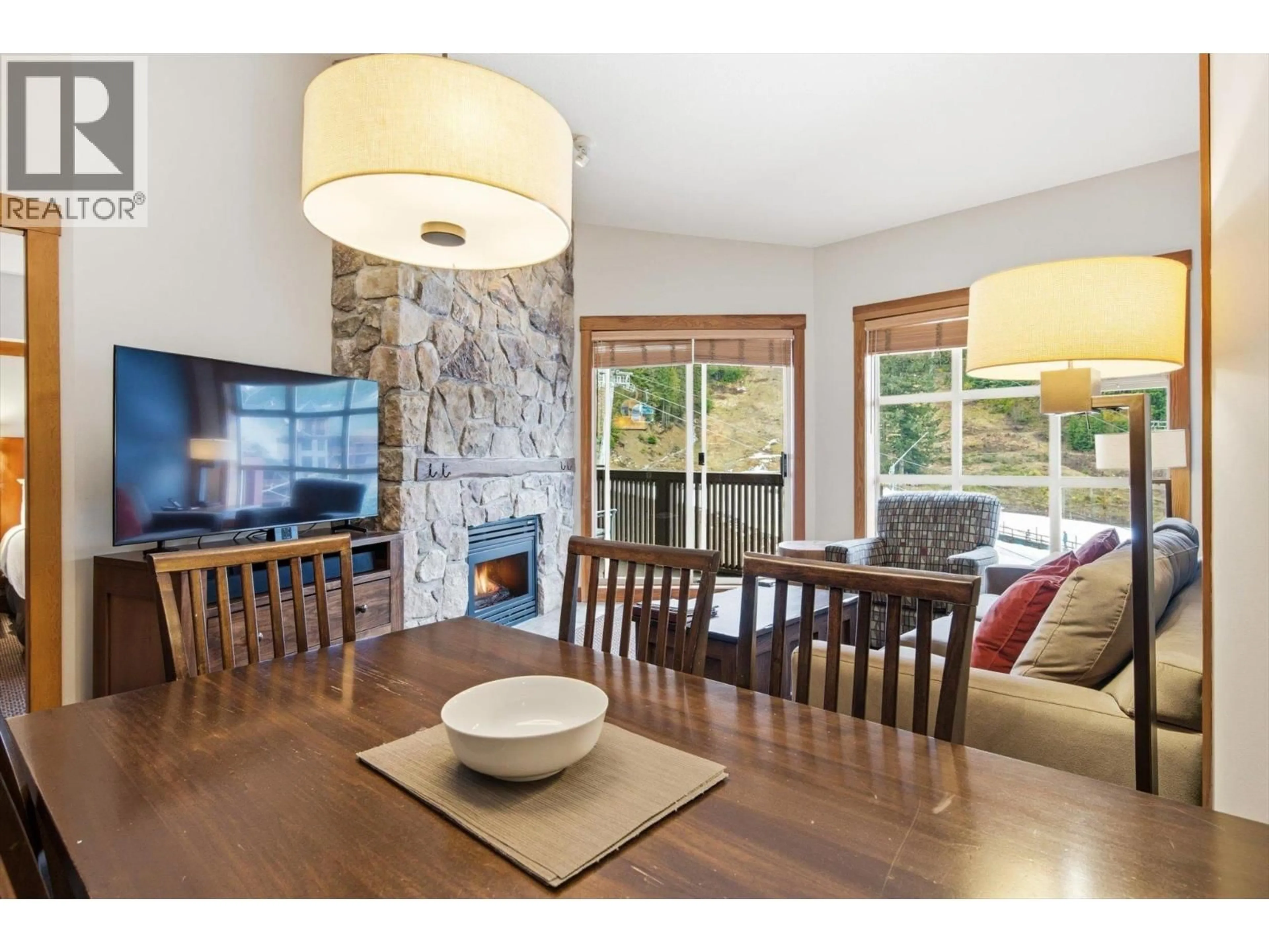 Unknown for 637B - 2036 LONDON LANE, Whistler British Columbia V8E0N7