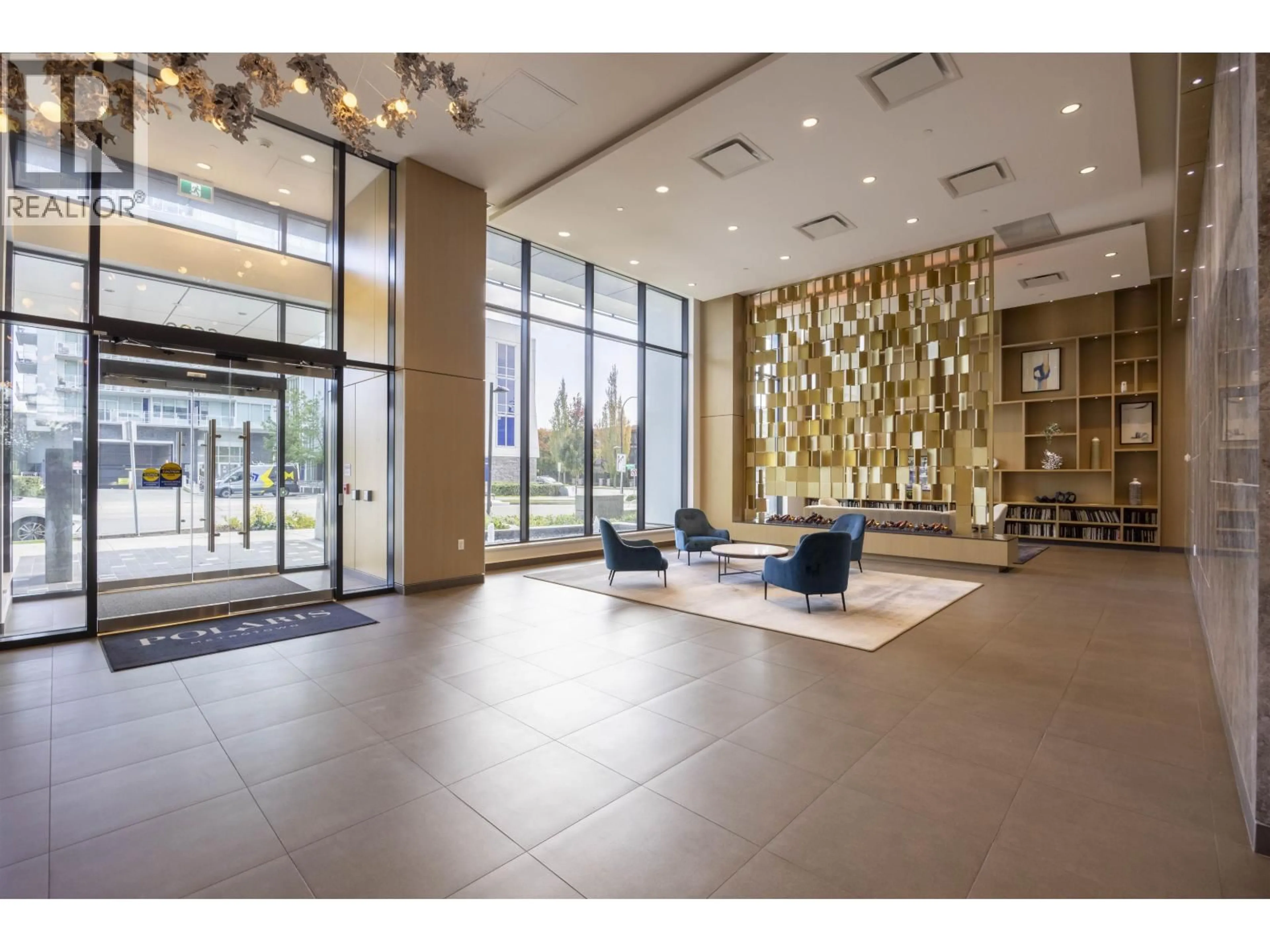 Lobby for 302 - 6699 DUNBLANE AVENUE, Burnaby British Columbia V5H0J8
