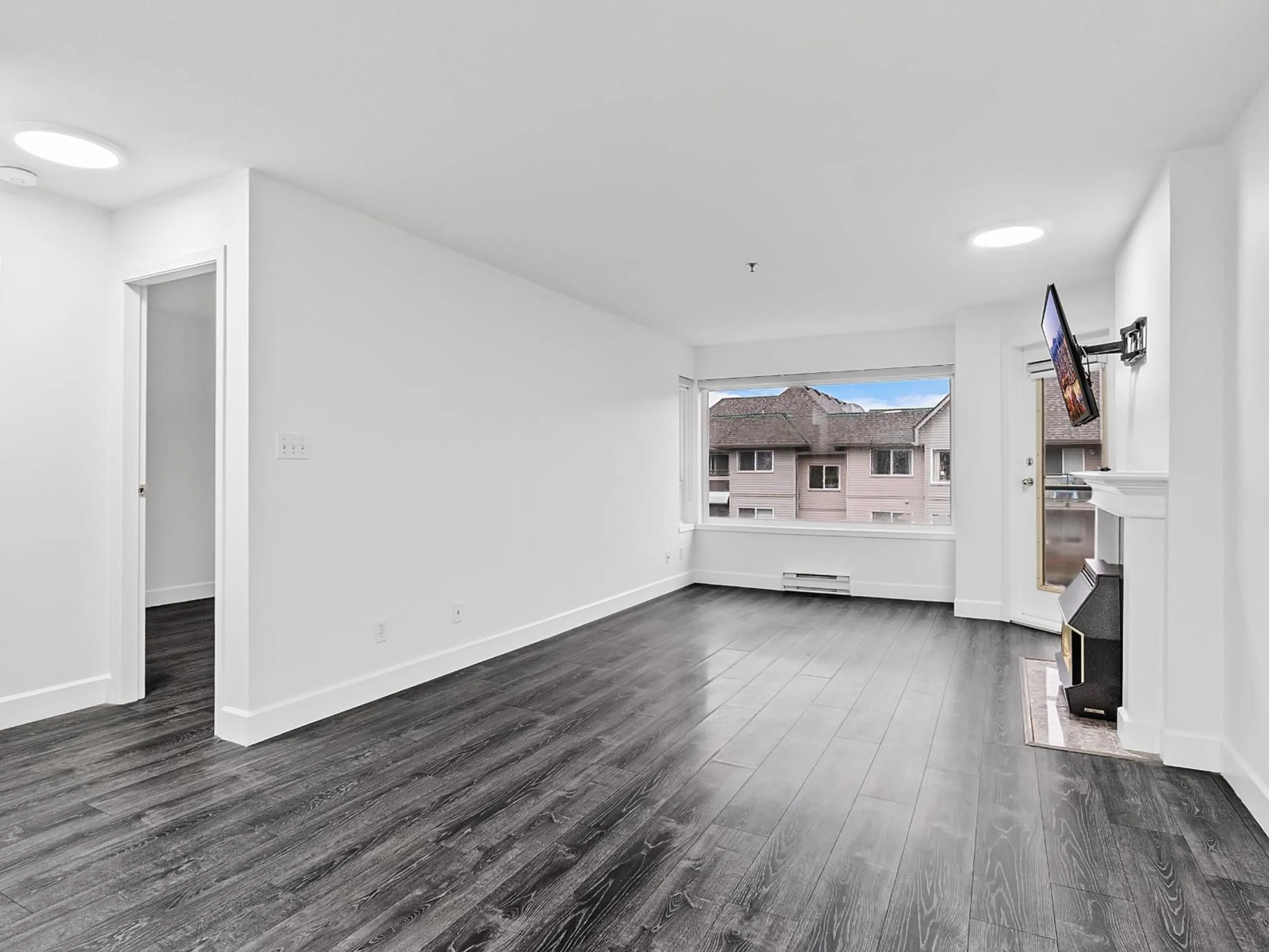 A pic of a room for 410 - 33688 KING ROAD, Abbotsford British Columbia V2S7P9