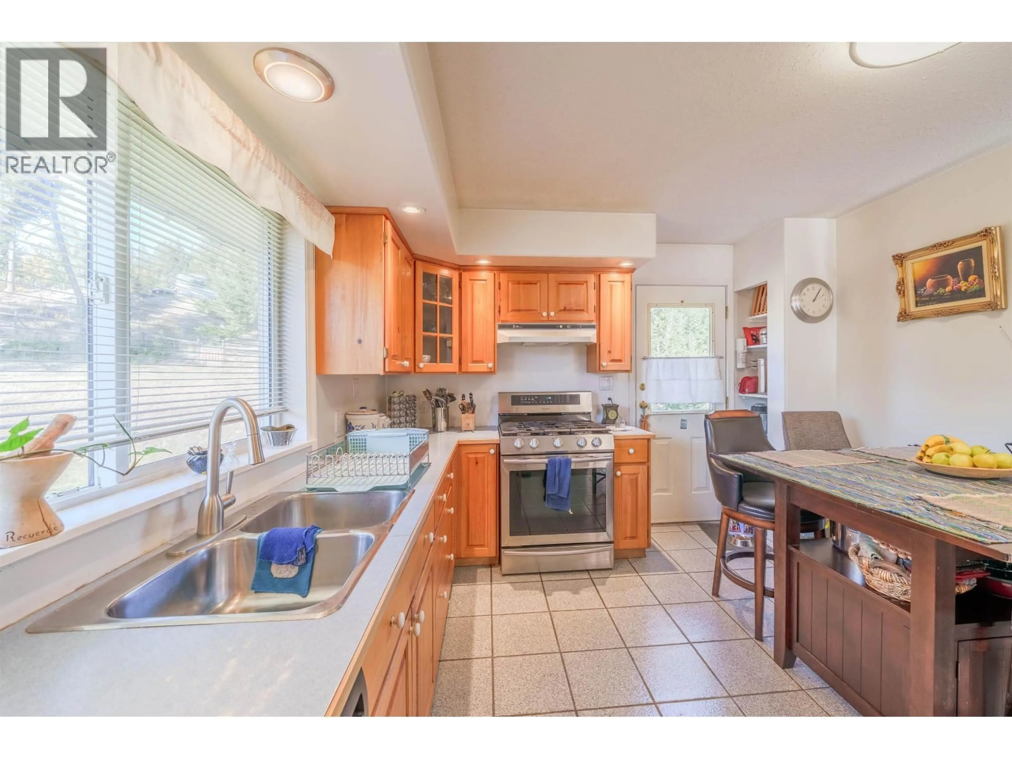 Unknown for 5565 BIRCHWOOD ROAD, 100 Mile House British Columbia V0K2E1