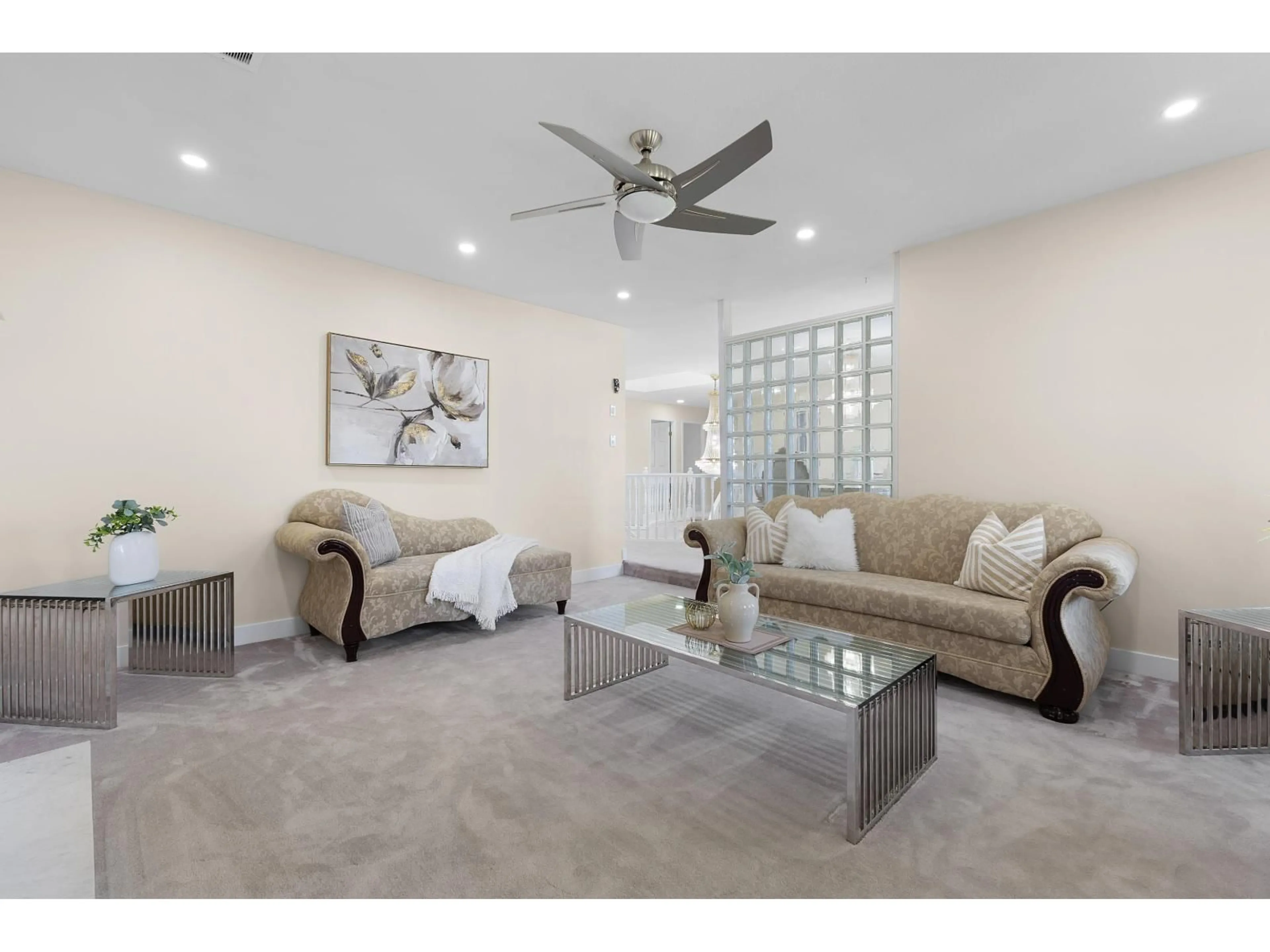 Living room with furniture, unknown for 12604 68 AVENUE, Surrey British Columbia V3W1G4