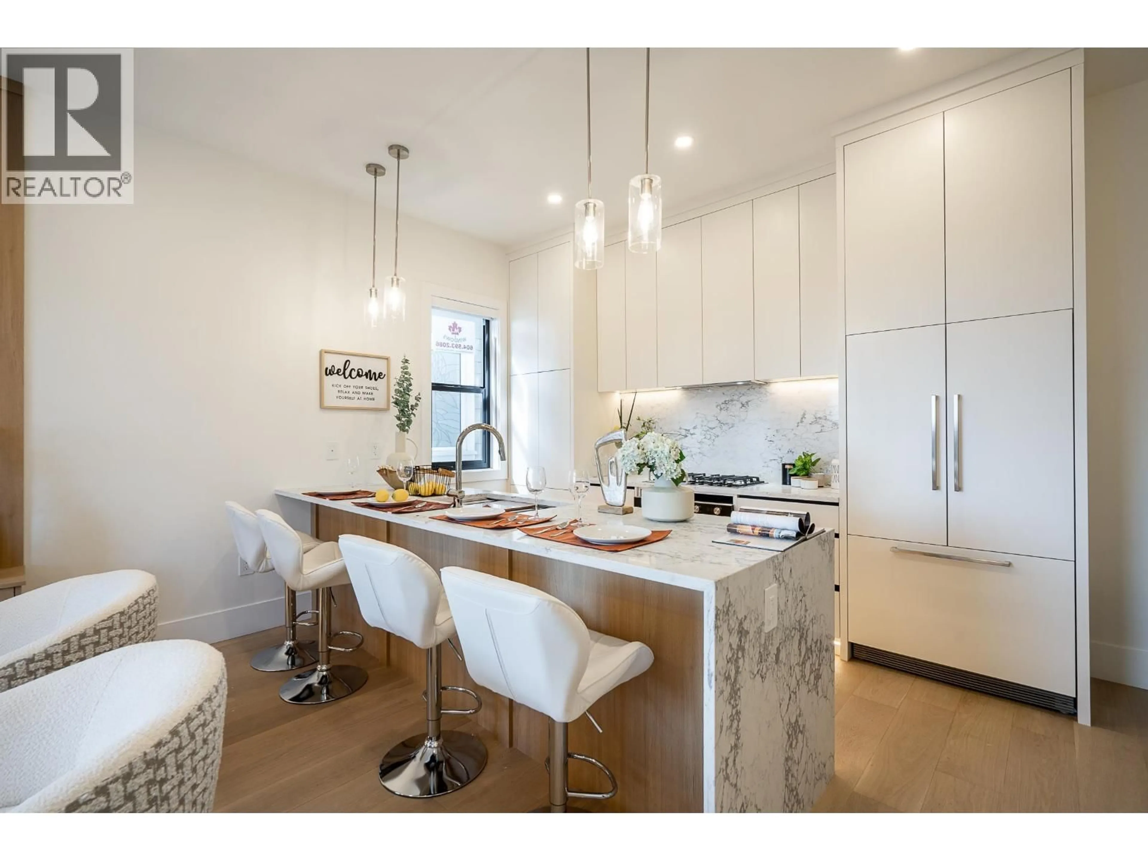 Contemporary kitchen, unknown for 1 - 4875 ALBERT STREET, Burnaby British Columbia V5C2H4