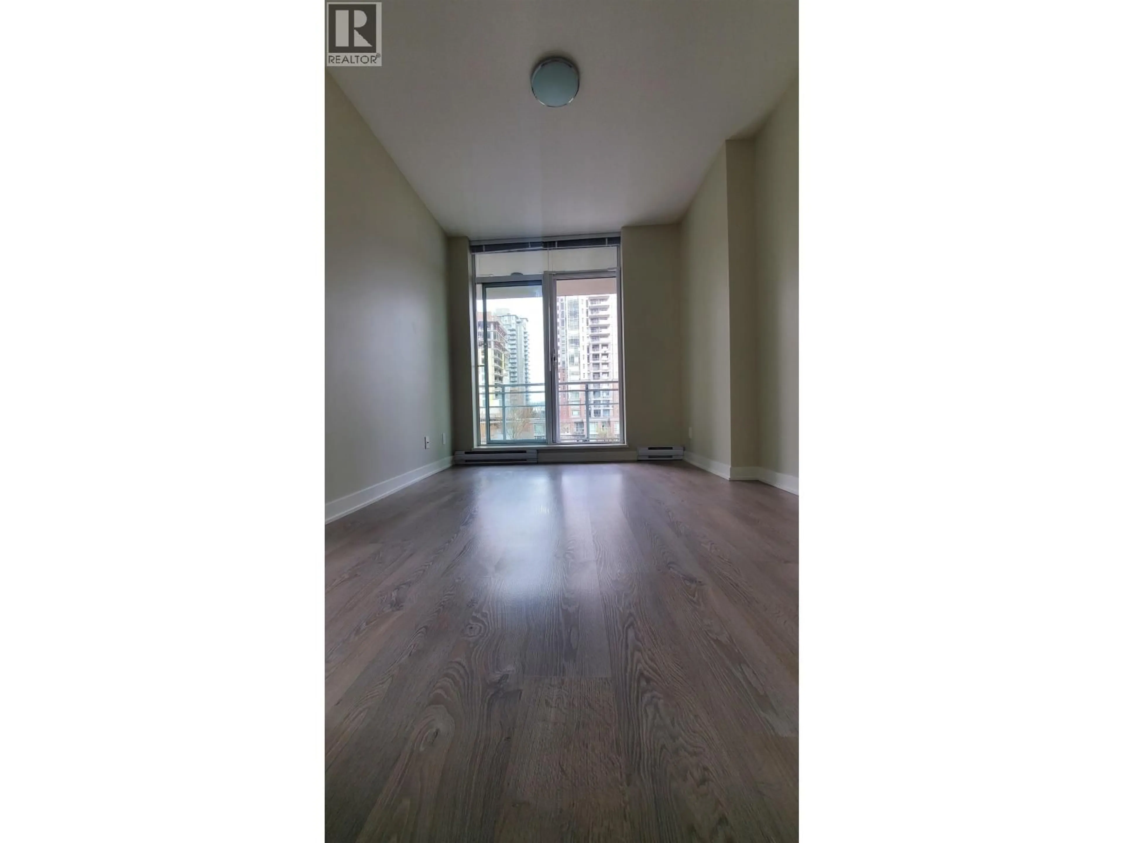 A pic of a room for 702 - 2975 ATLANTIC AVENUE, Coquitlam British Columbia V3B0C6