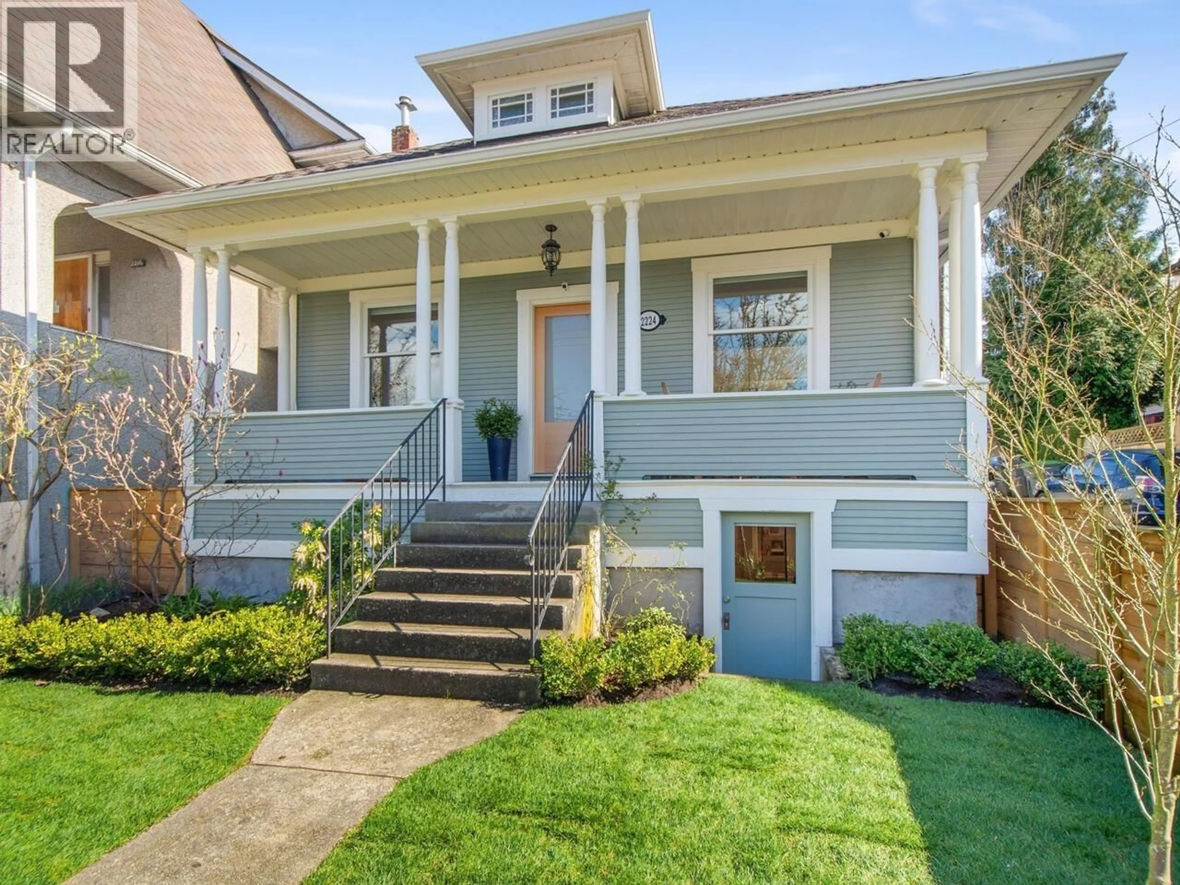 Home with vinyl exterior material, street for 2224 VICTORIA DRIVE, Vancouver British Columbia V5N4K6