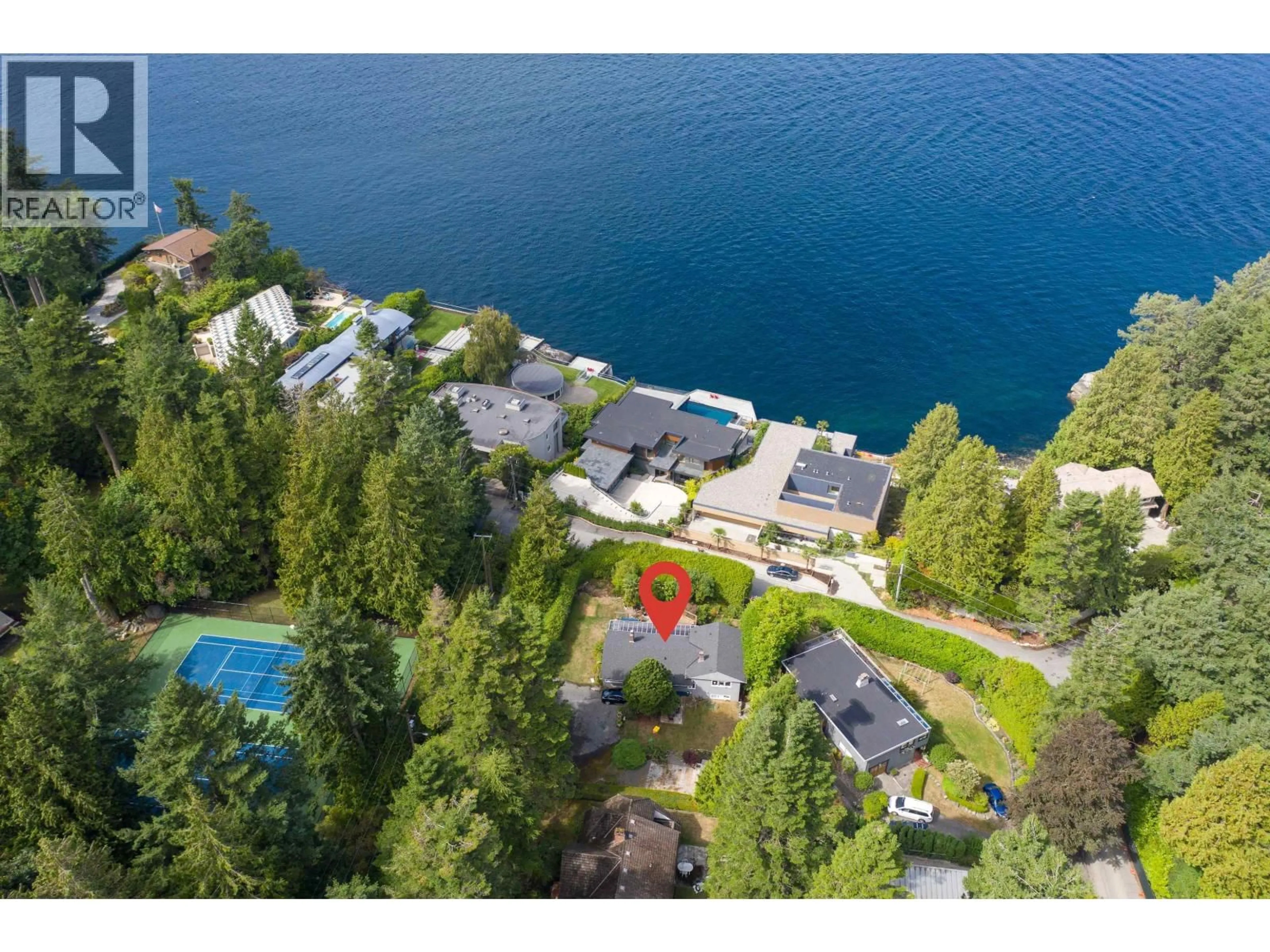 A pic from outside/outdoor area/front of a property/back of a property/a pic from drone, water/lake/river/ocean view for 7195 ROCKLAND WYND, West Vancouver British Columbia V7W2L2