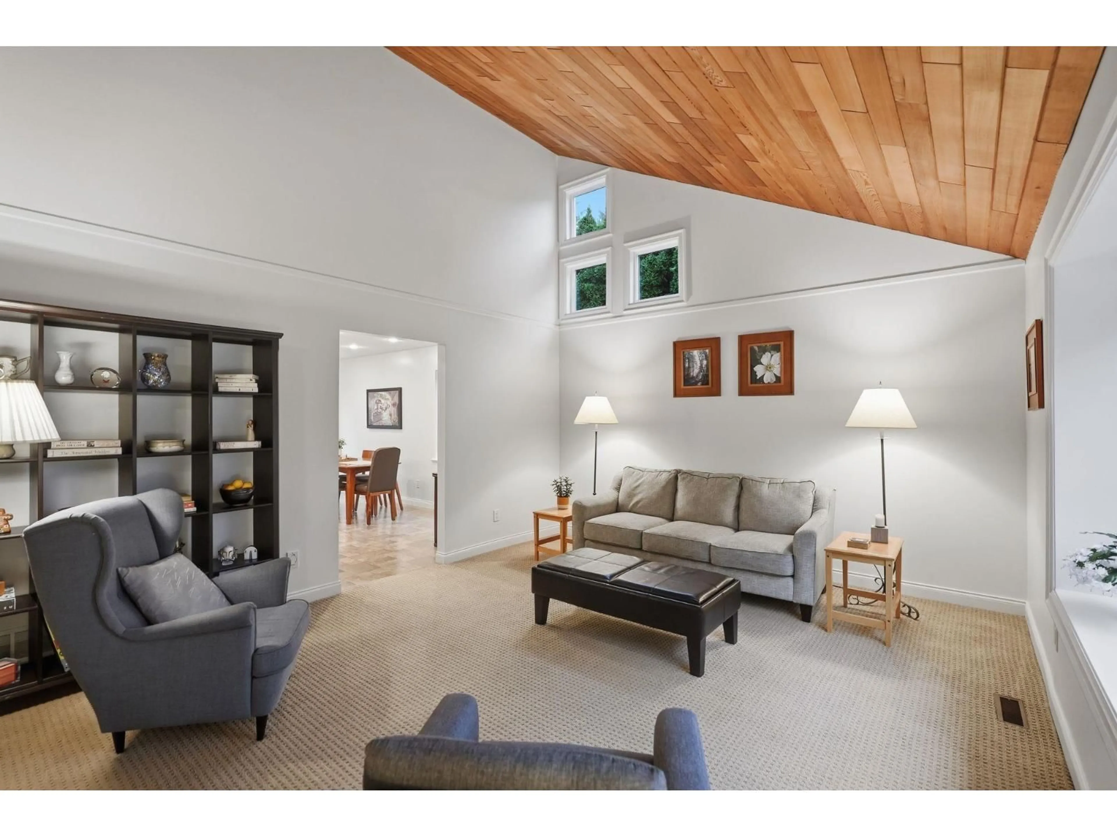 Living room with furniture, unknown for 6498 131A STREET, Surrey British Columbia V3W7P4