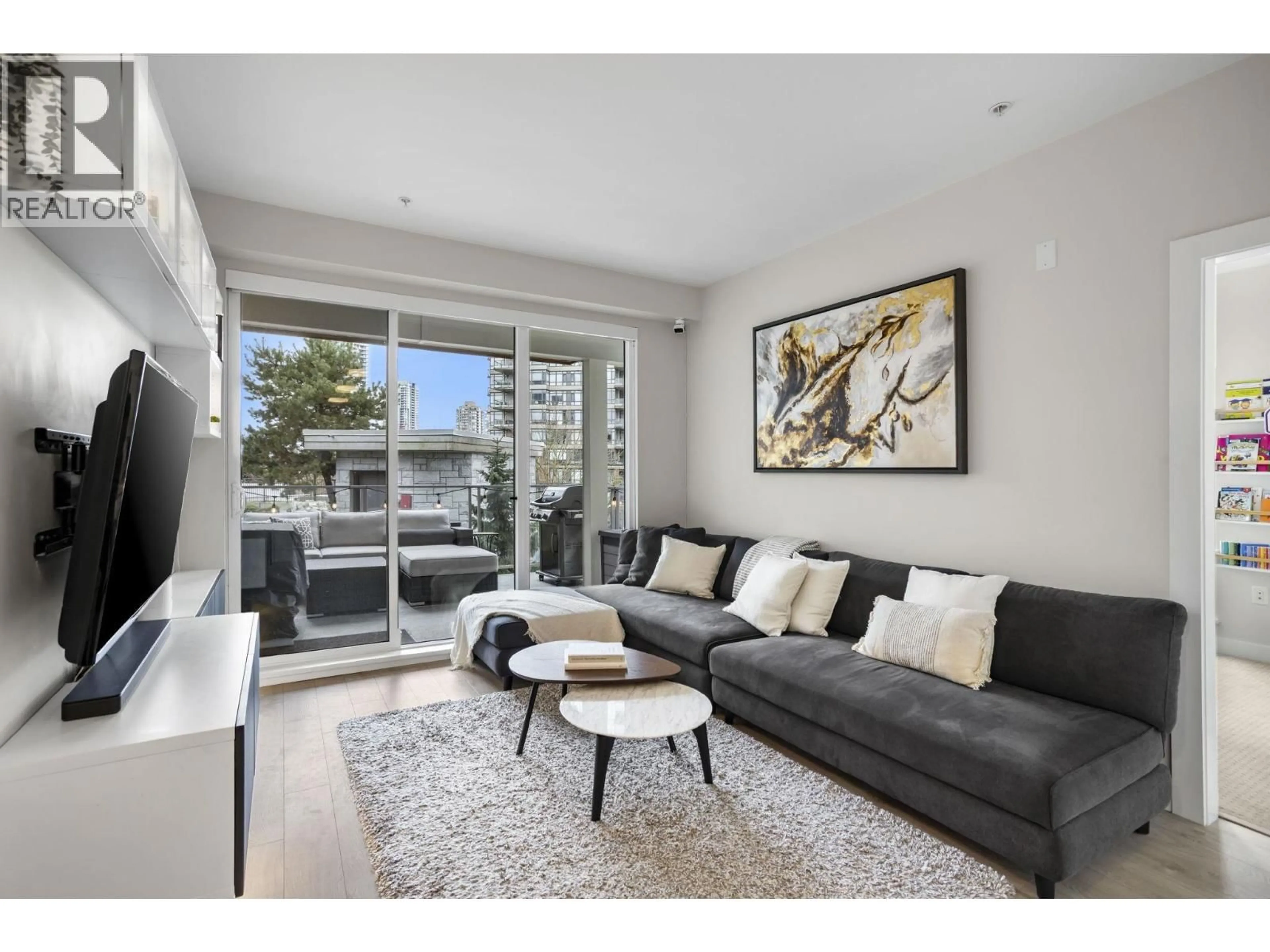 Unknown for 221 - 1768 GILMORE AVENUE, Burnaby British Columbia V5C0L4