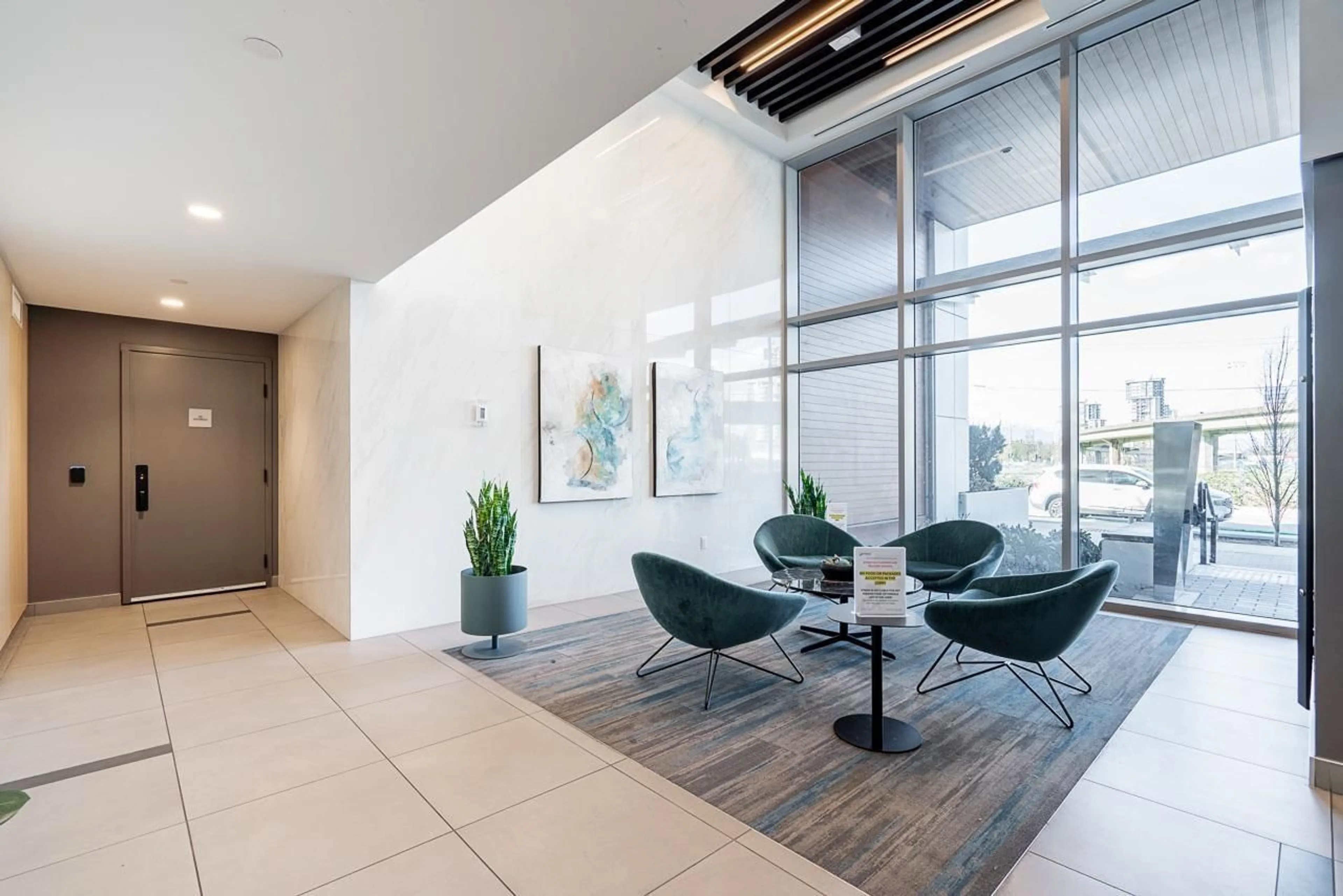 Indoor foyer for 2111 - 13428 105 AVENUE, Surrey British Columbia V3T0S6