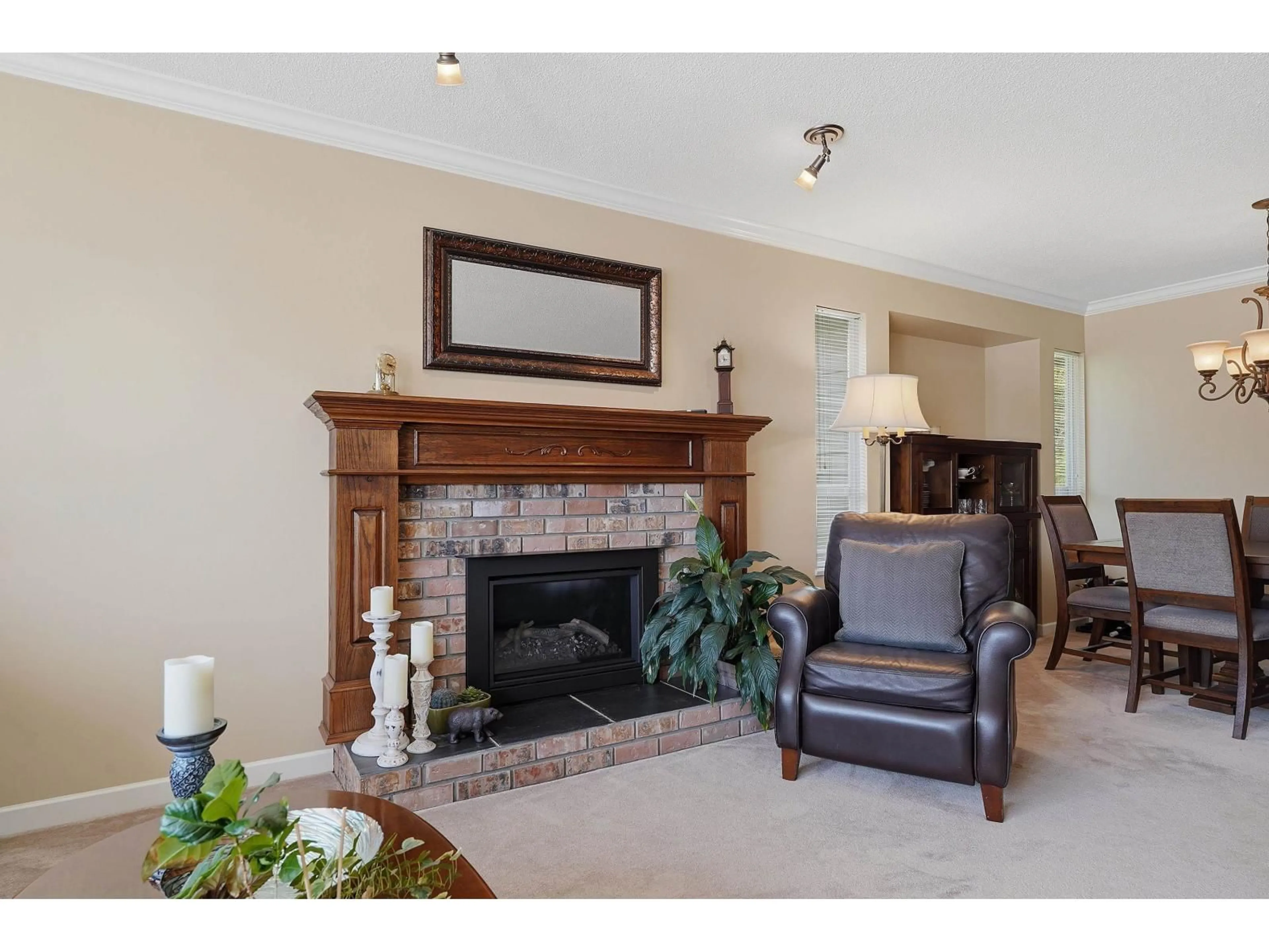 Living room with furniture, unknown for 9274 155 STREET, Surrey British Columbia V3R9B3