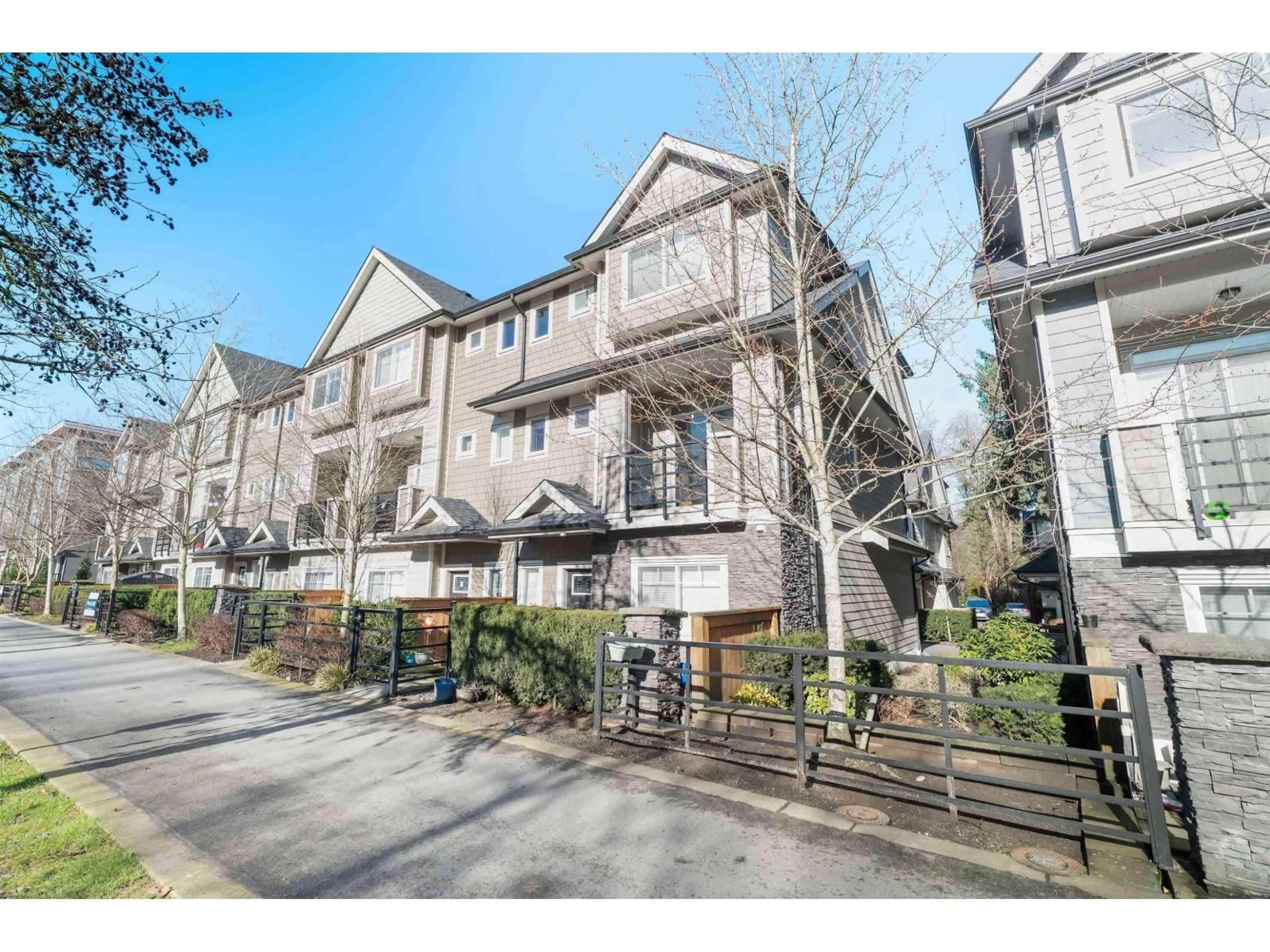 Unknown for 6 - 14285 64 AVENUE, Surrey British Columbia V3W1Z2