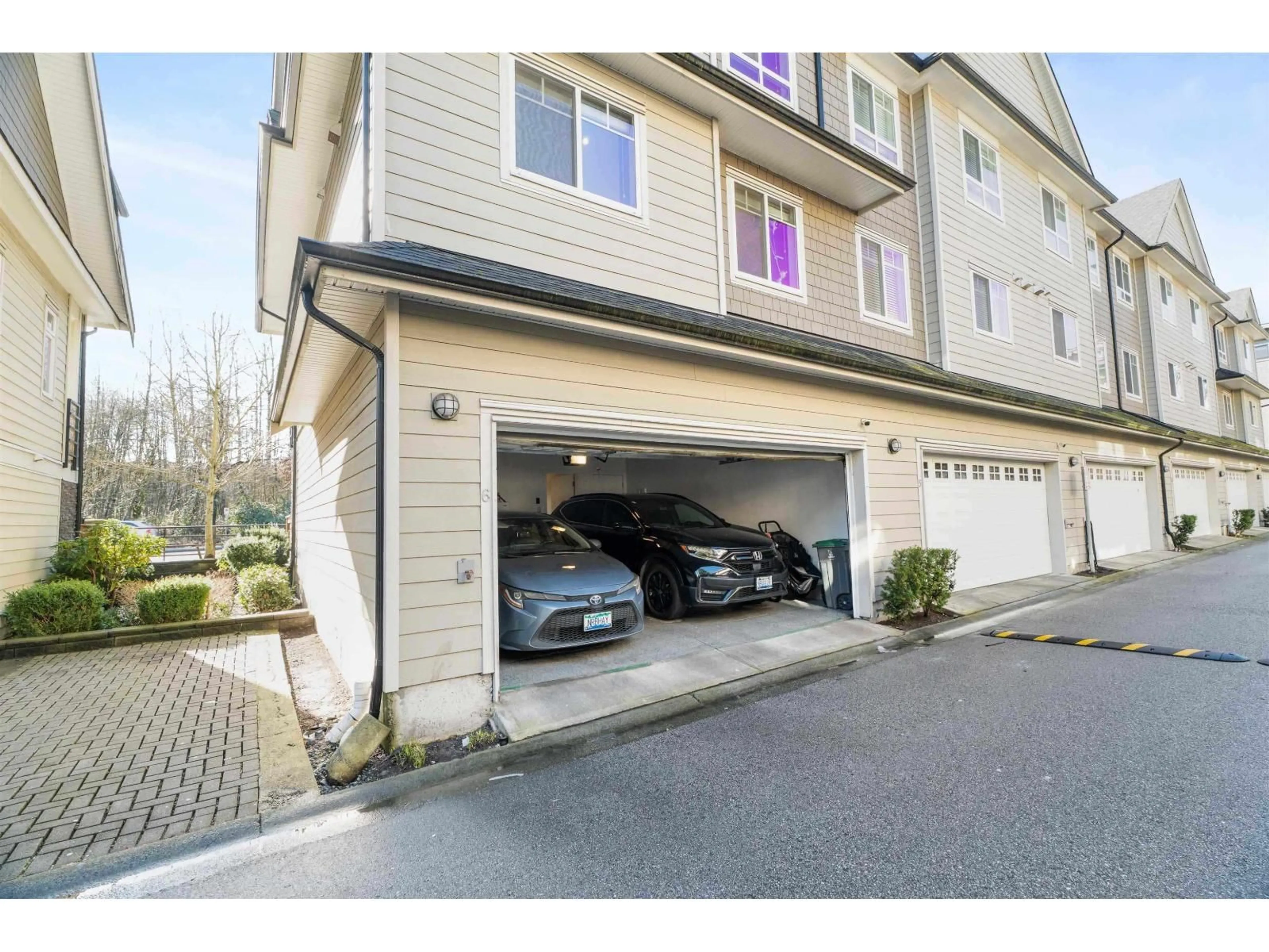 Unknown for 6 - 14285 64 AVENUE, Surrey British Columbia V3W1Z2