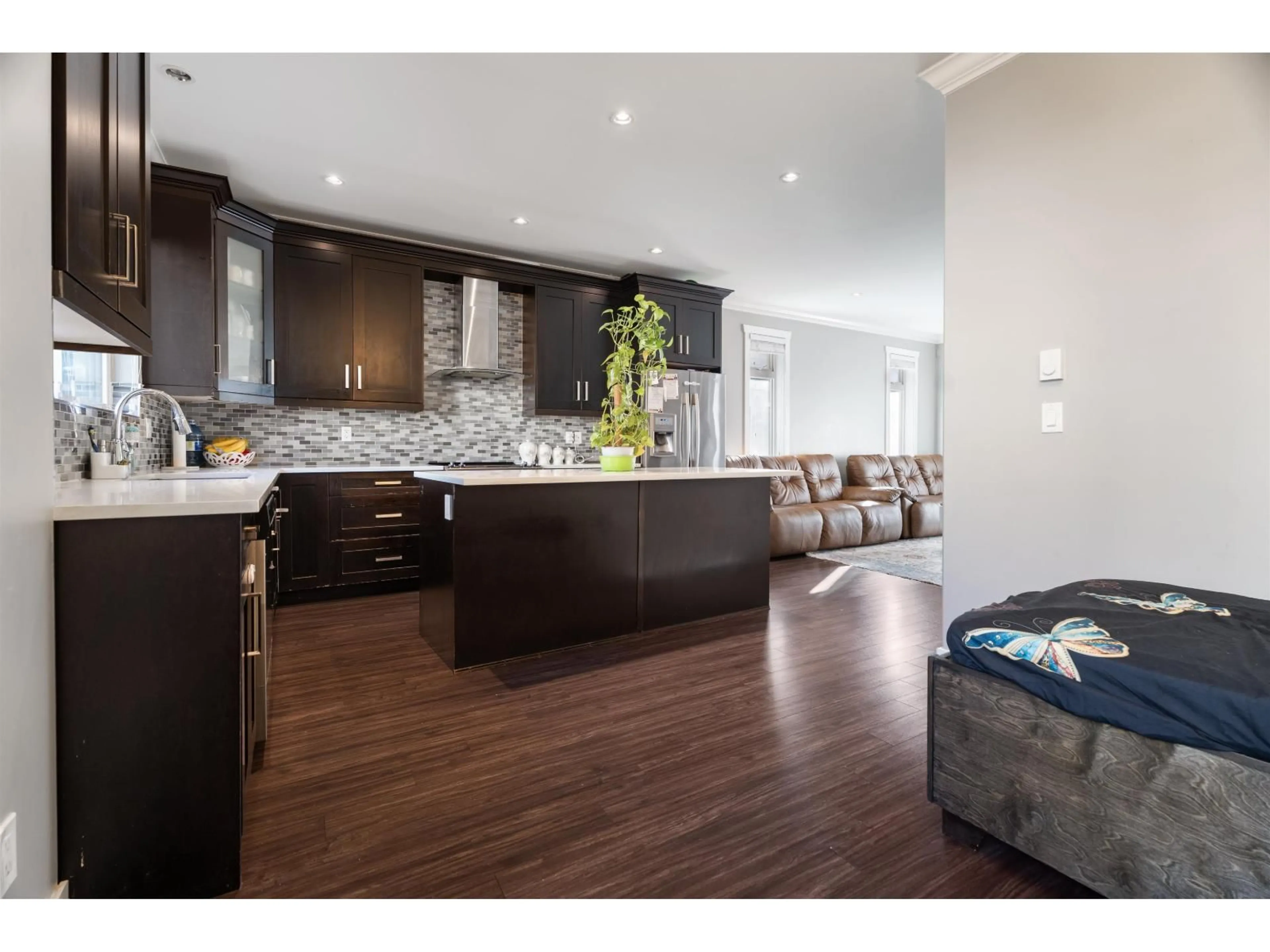 Unknown for 6 - 14285 64 AVENUE, Surrey British Columbia V3W1Z2