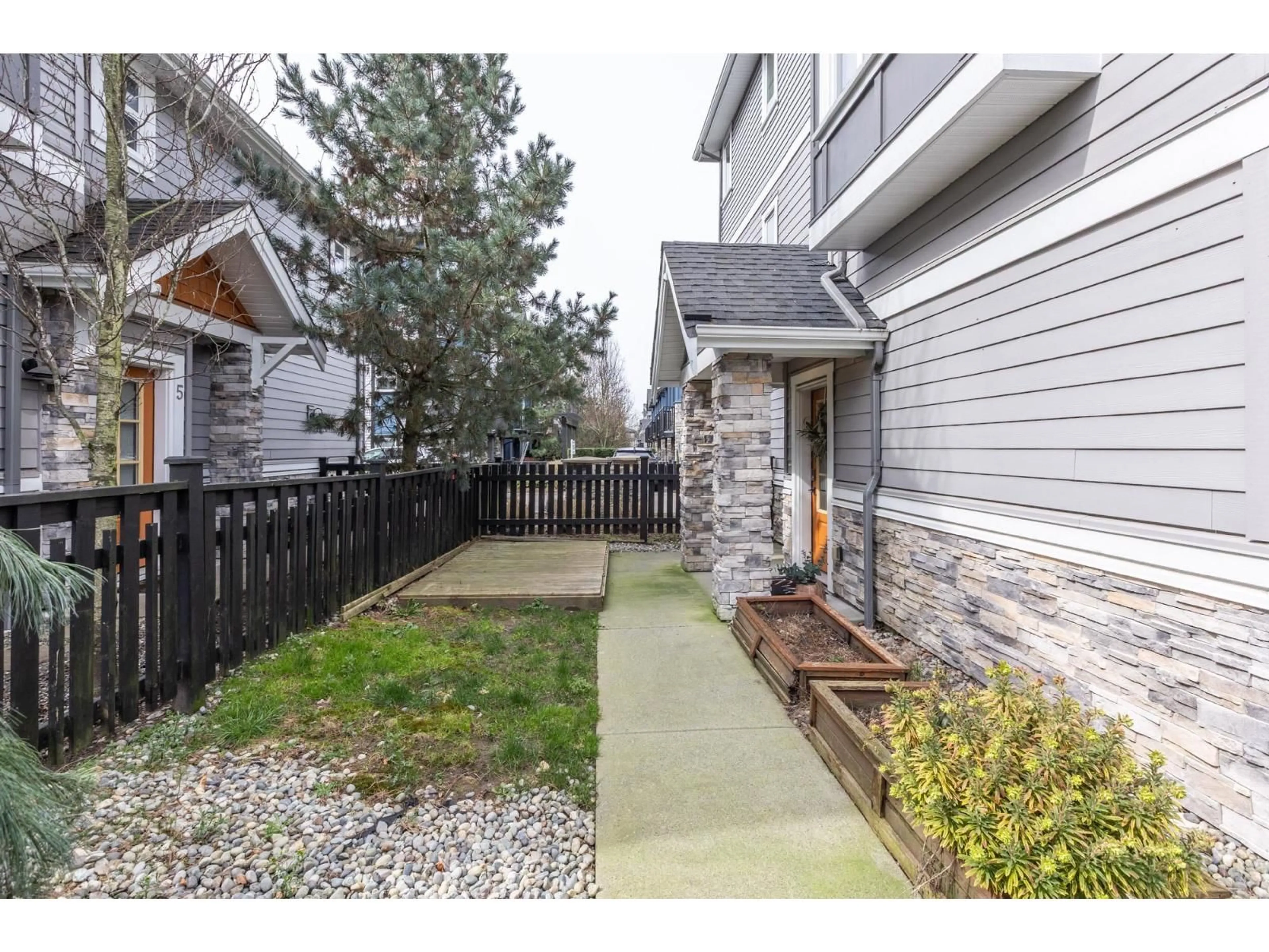 Patio, street for 94 - 20860 76 AVENUE, Langley British Columbia V2Y0S8