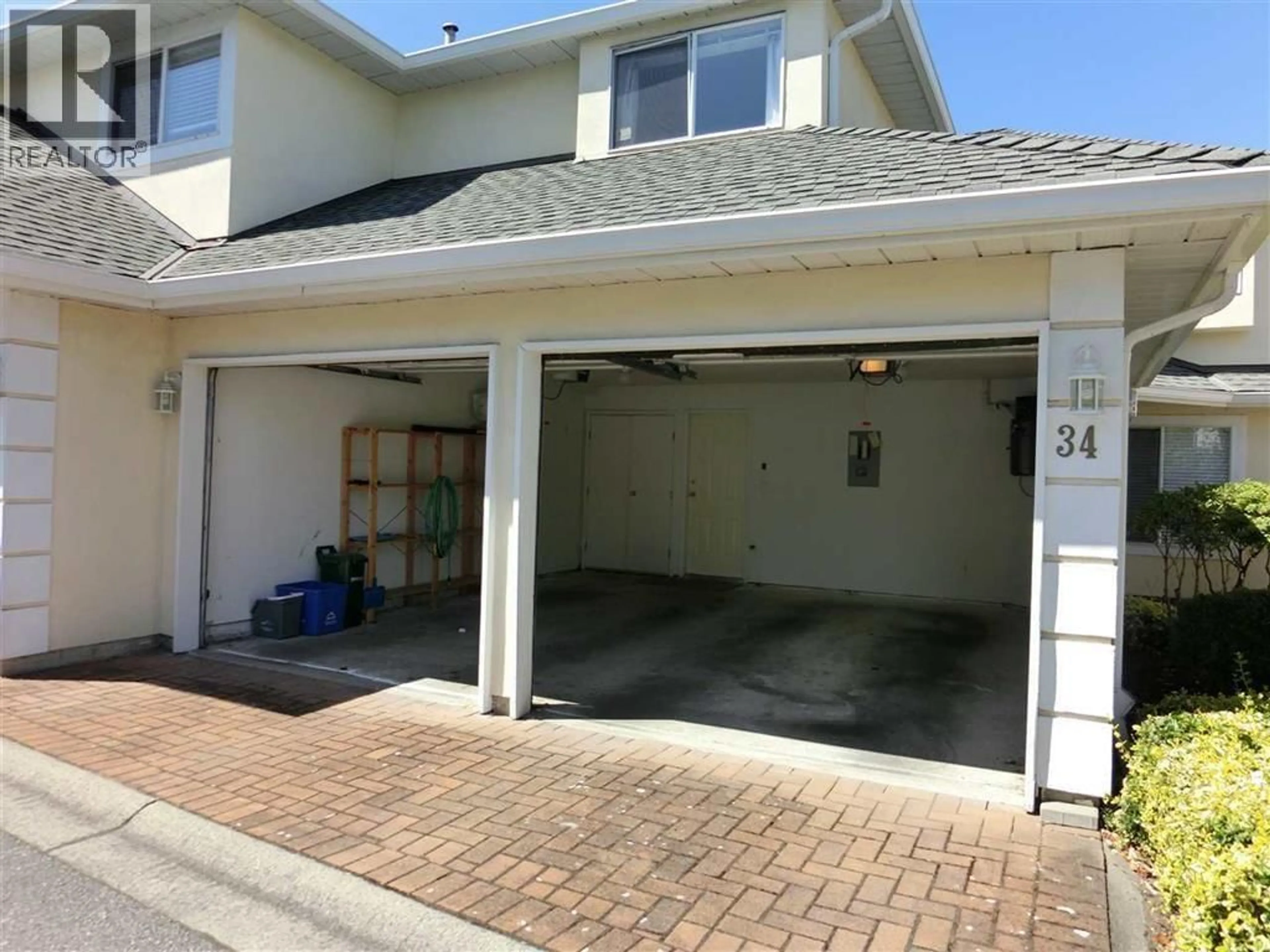 Indoor garage for 34 - 8051 ASH STREET, Richmond British Columbia V6Y3X6