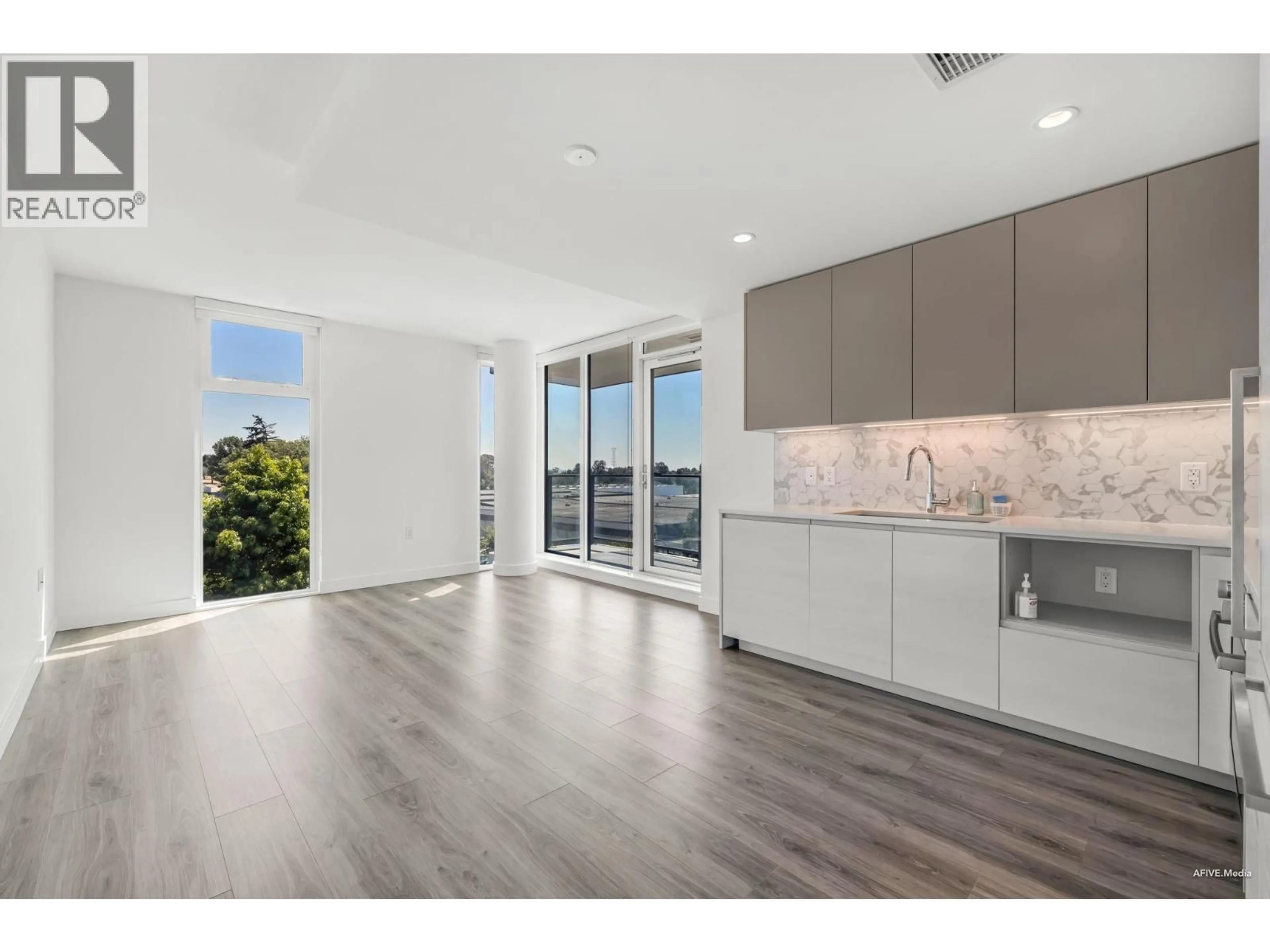 Open concept kitchen, unknown for 406 - 8181 CHESTER STREET, Vancouver British Columbia V5X0J9
