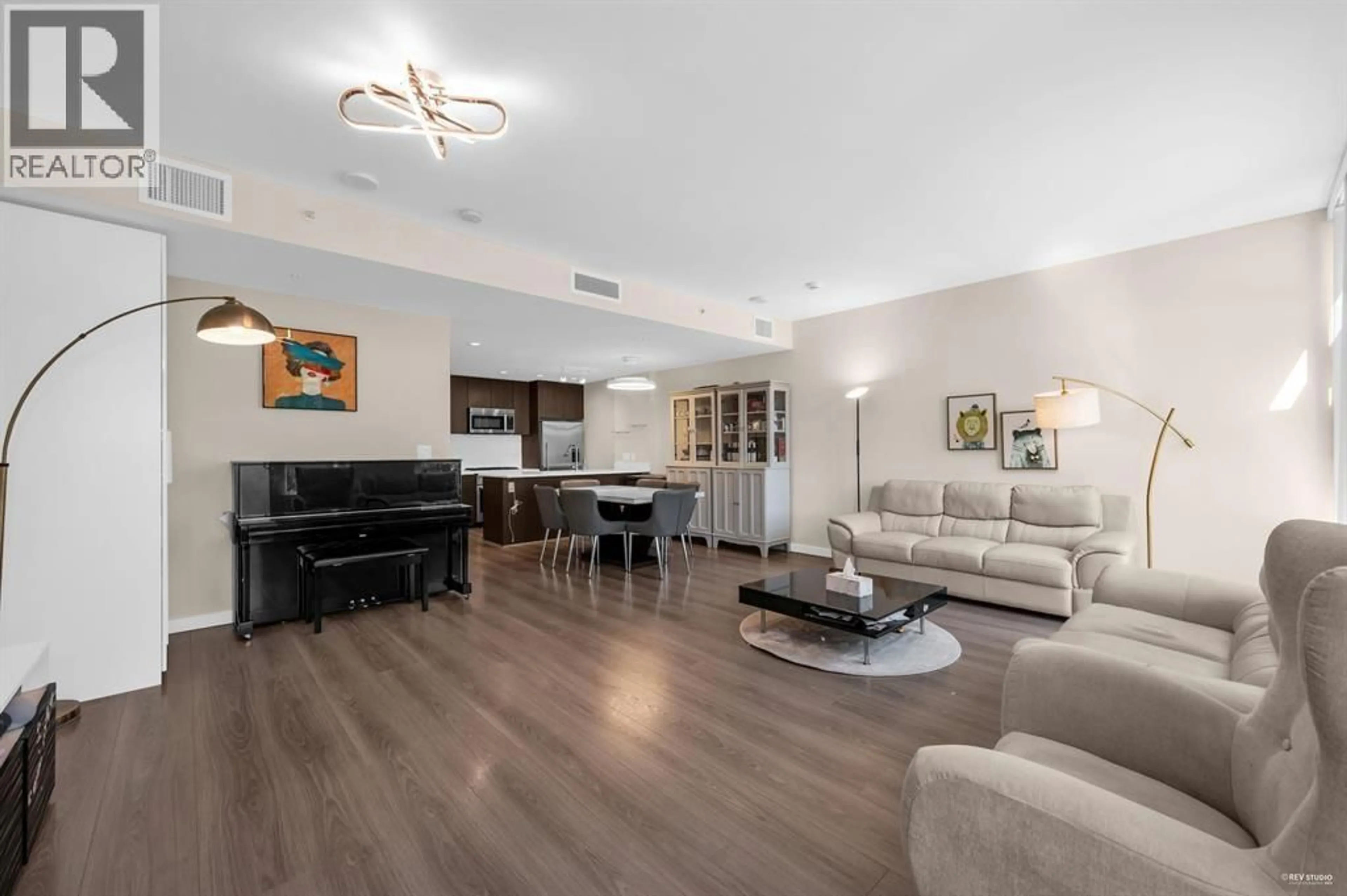 Living room with furniture, unknown for TH16 - 8677 CAPSTAN WAY, Richmond British Columbia V6X0N6