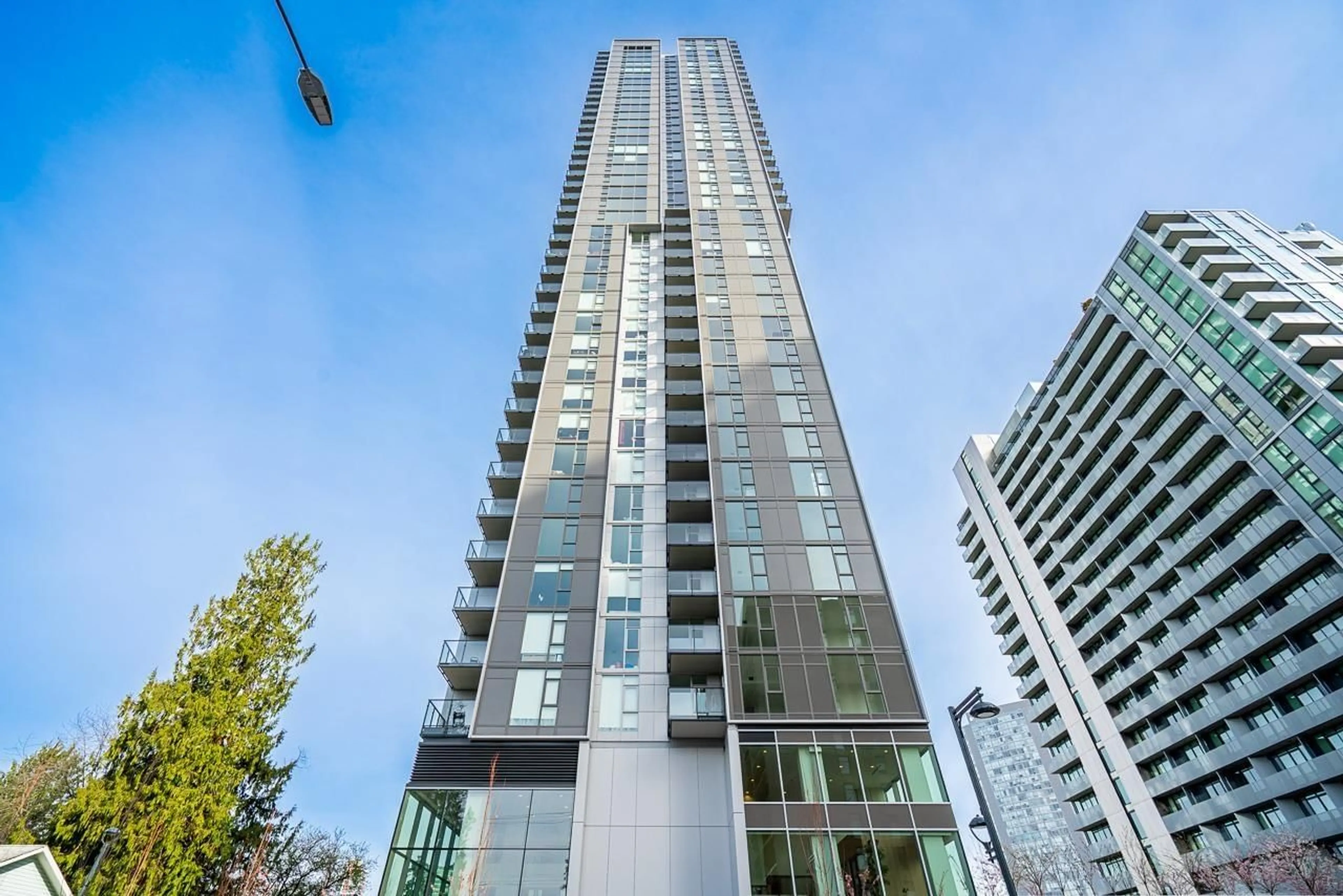 Unknown for 3001 - 13573 98A AVENUE, Surrey British Columbia V3T0X1