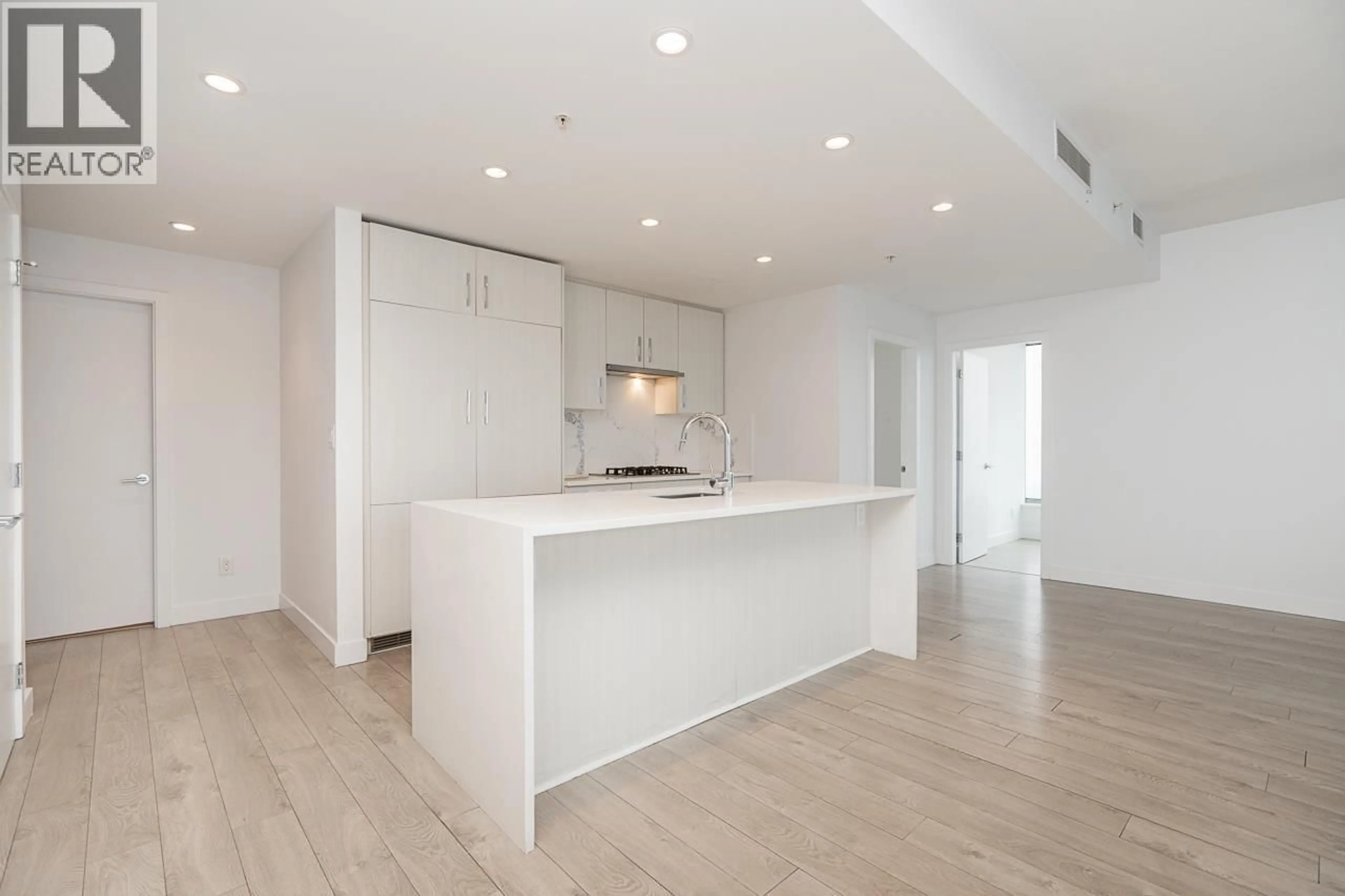 Open concept kitchen, unknown for 1801 - 518 WHITING WAY, Coquitlam British Columbia V3J0H7
