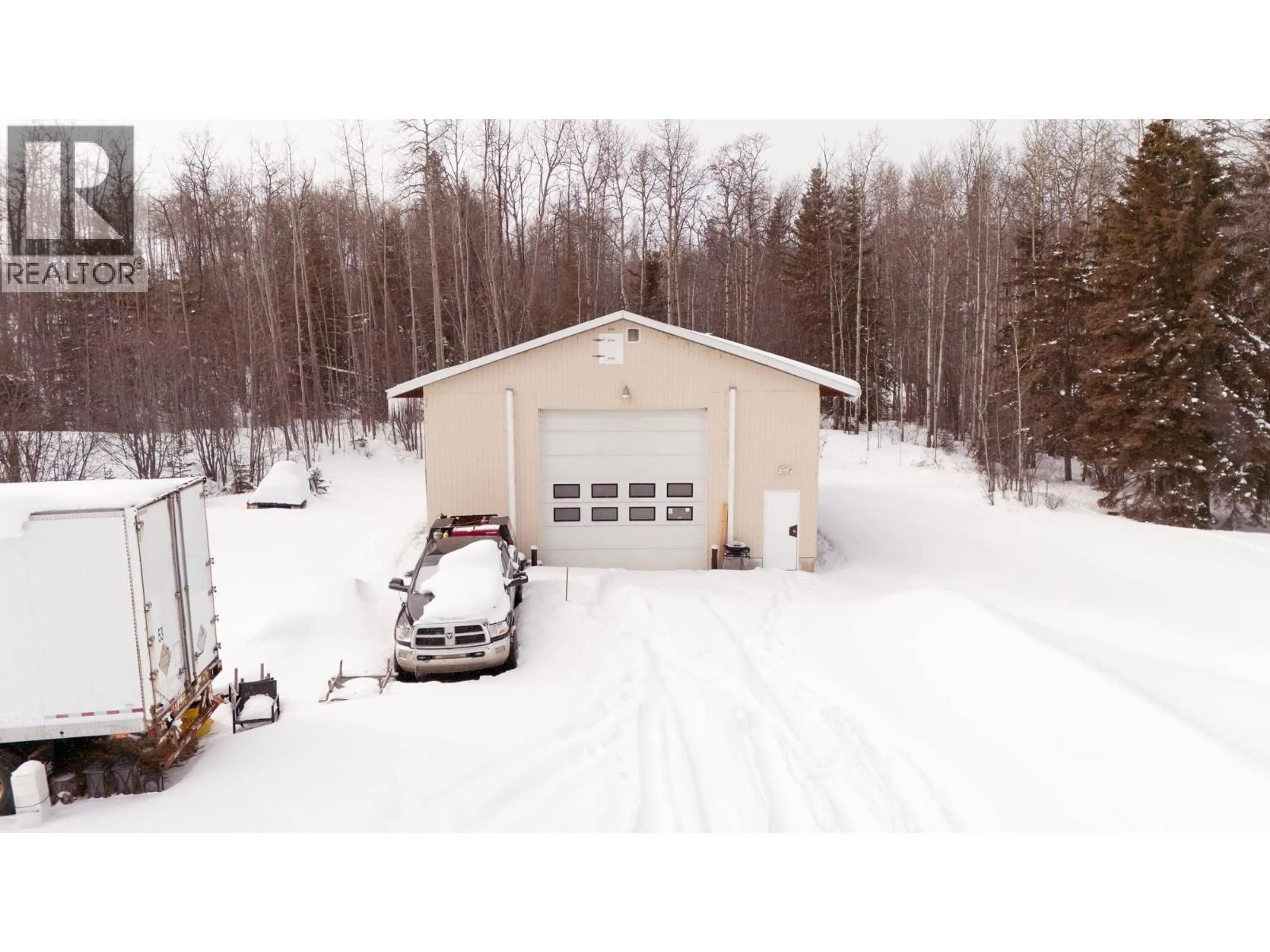 Indoor garage for 12917 CHERRY ROAD, Fort St. John British Columbia V0C1H0