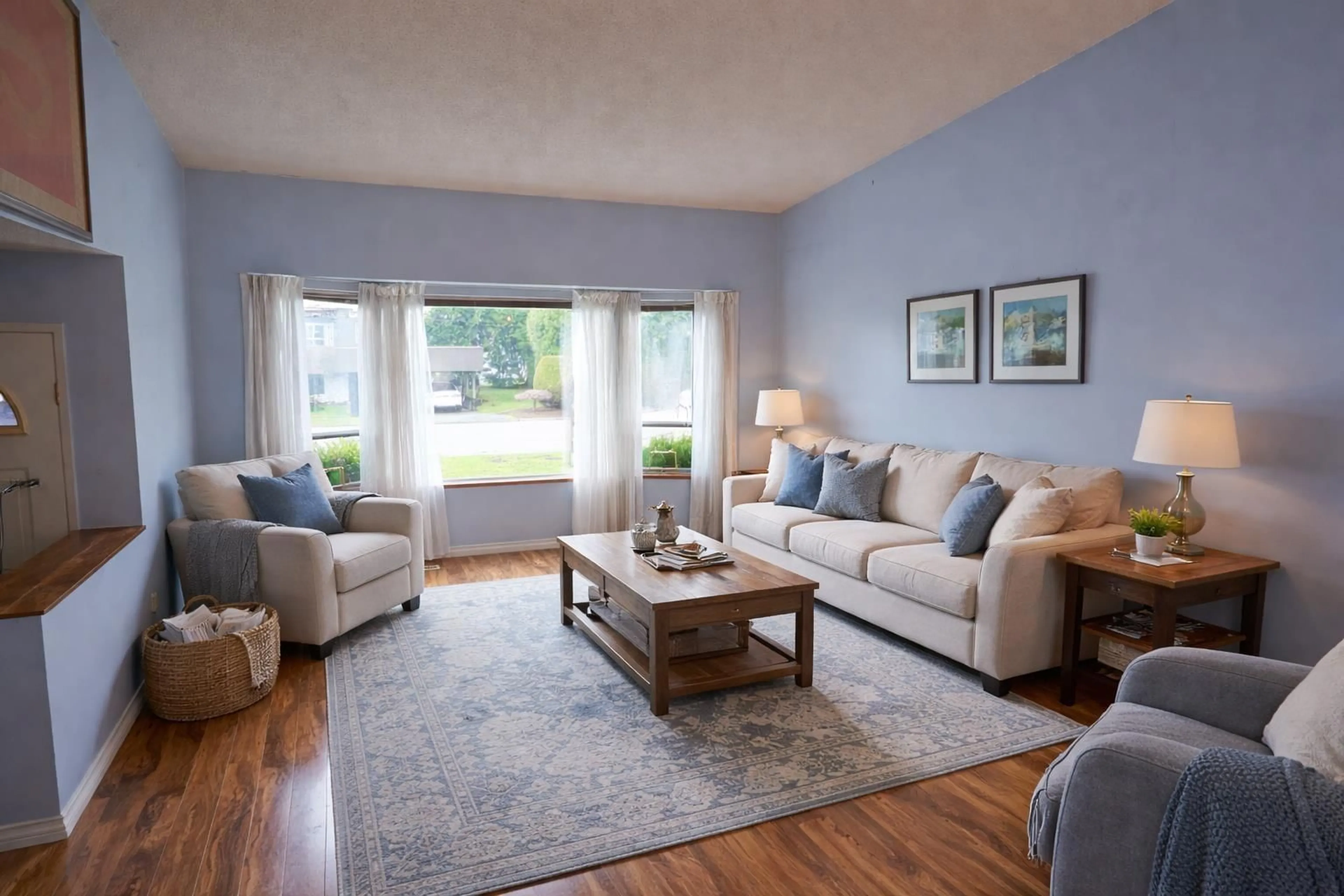Living room with furniture, wood/laminate floor for 11473 HEATH CRESCENT, Delta British Columbia V4C1C5