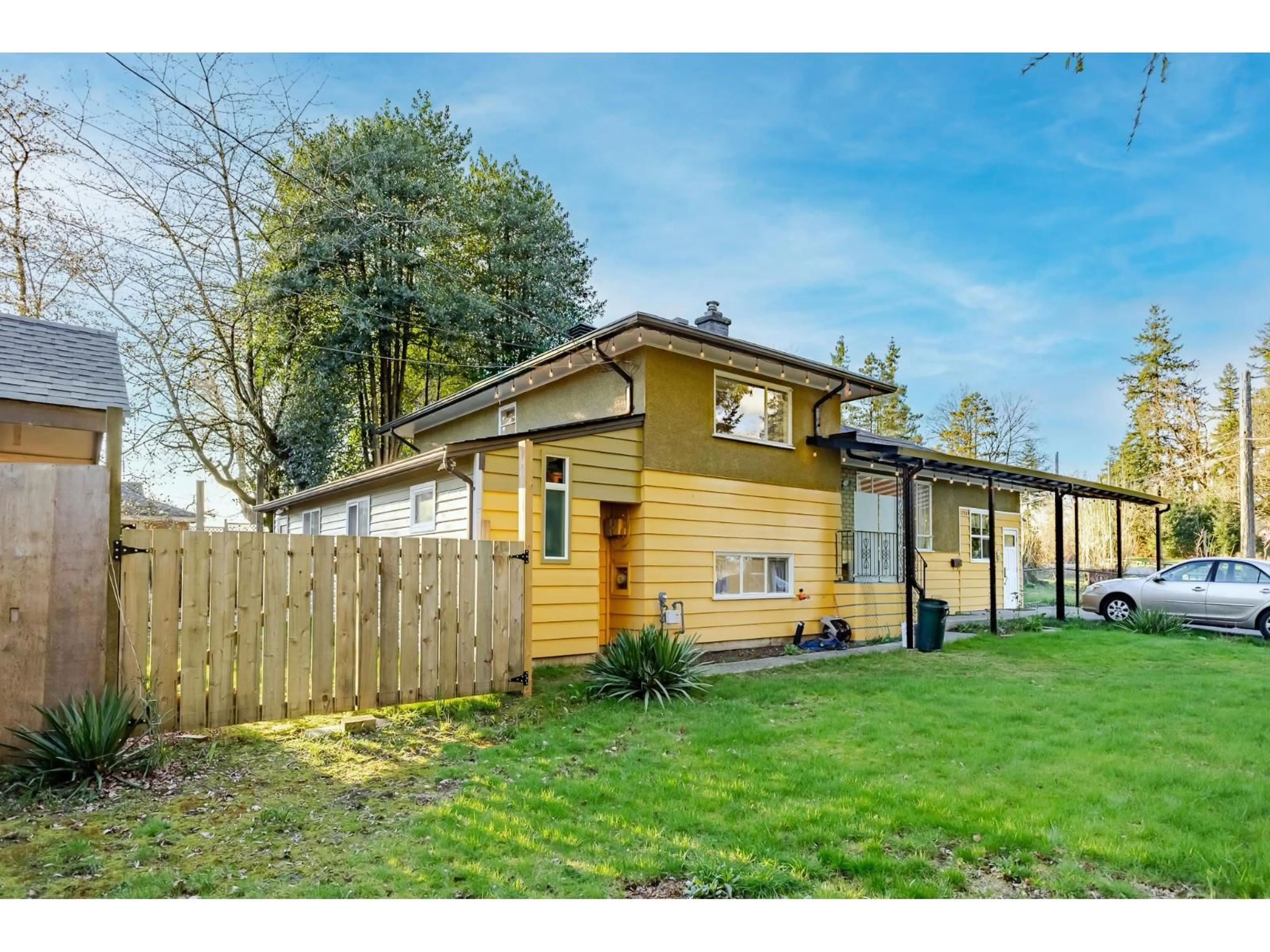 A pic from outside/outdoor area/front of a property/back of a property/a pic from drone, street for 12930 OLD YALE ROAD, Surrey British Columbia V3T3B7