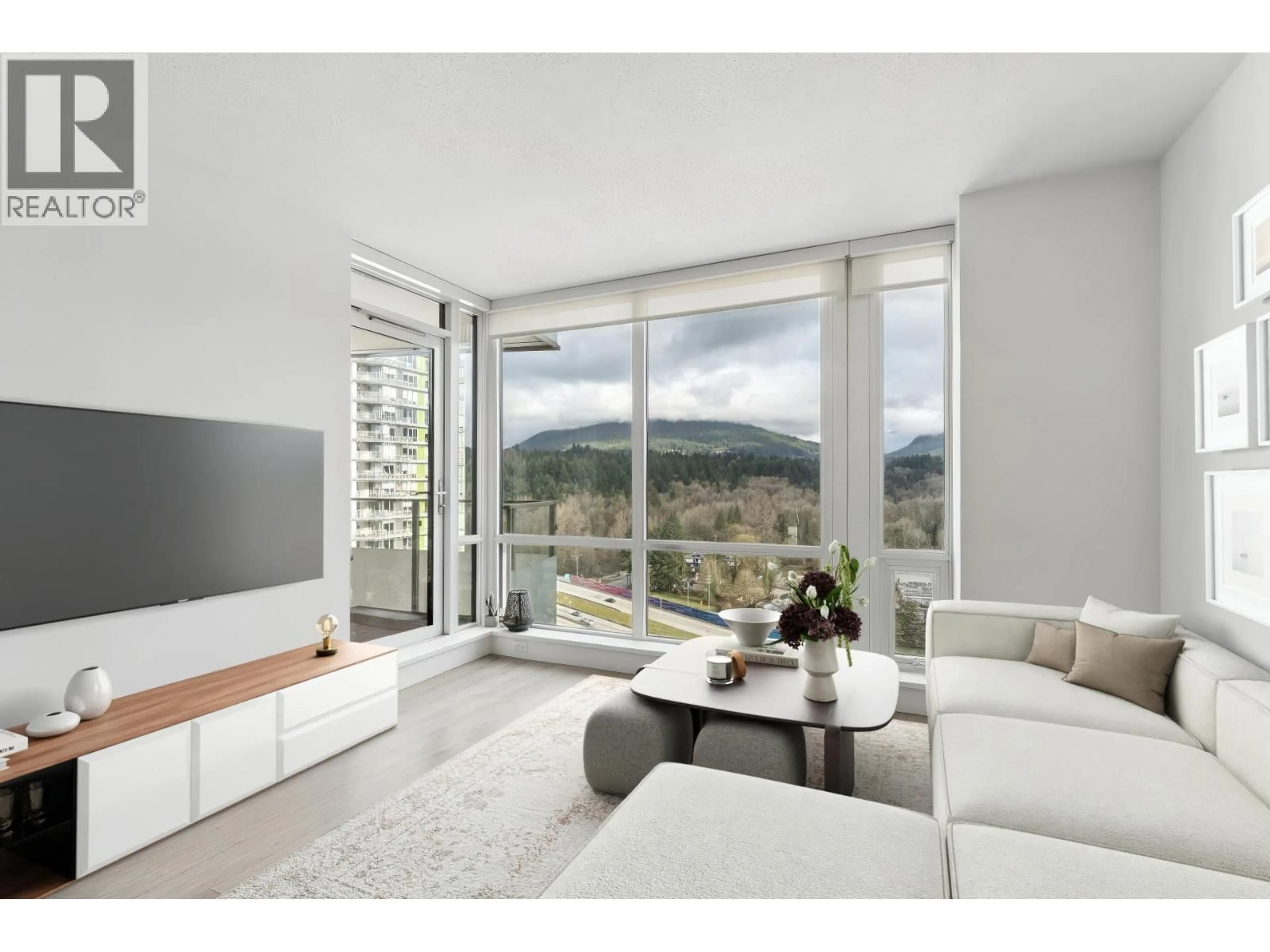 Living room with furniture, unknown for 1909 - 1550 FERN STREET, North Vancouver British Columbia V7J0A9