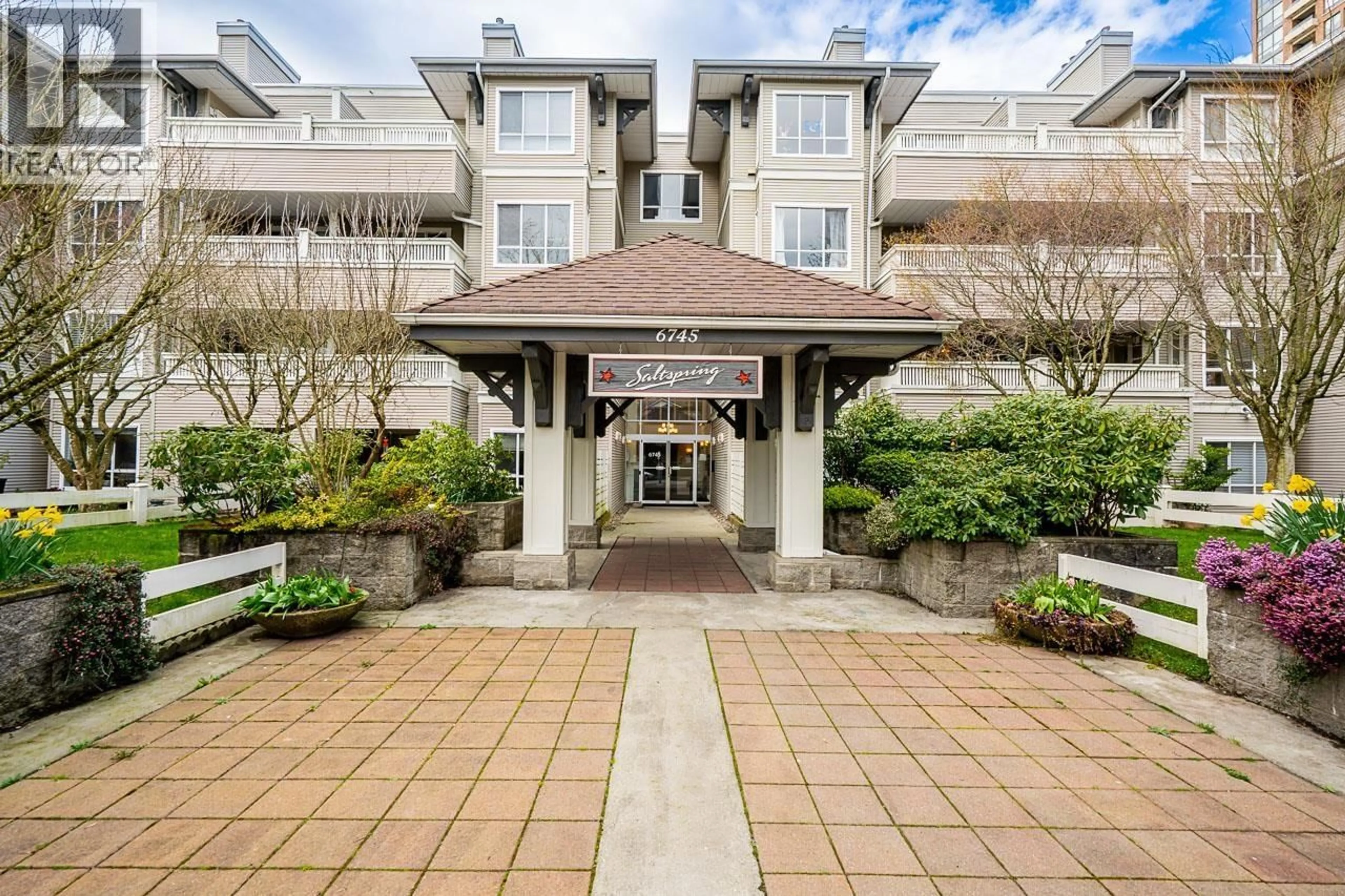 Unknown for 312 - 6745 STATION HILL COURT, Burnaby British Columbia V3N4Z4
