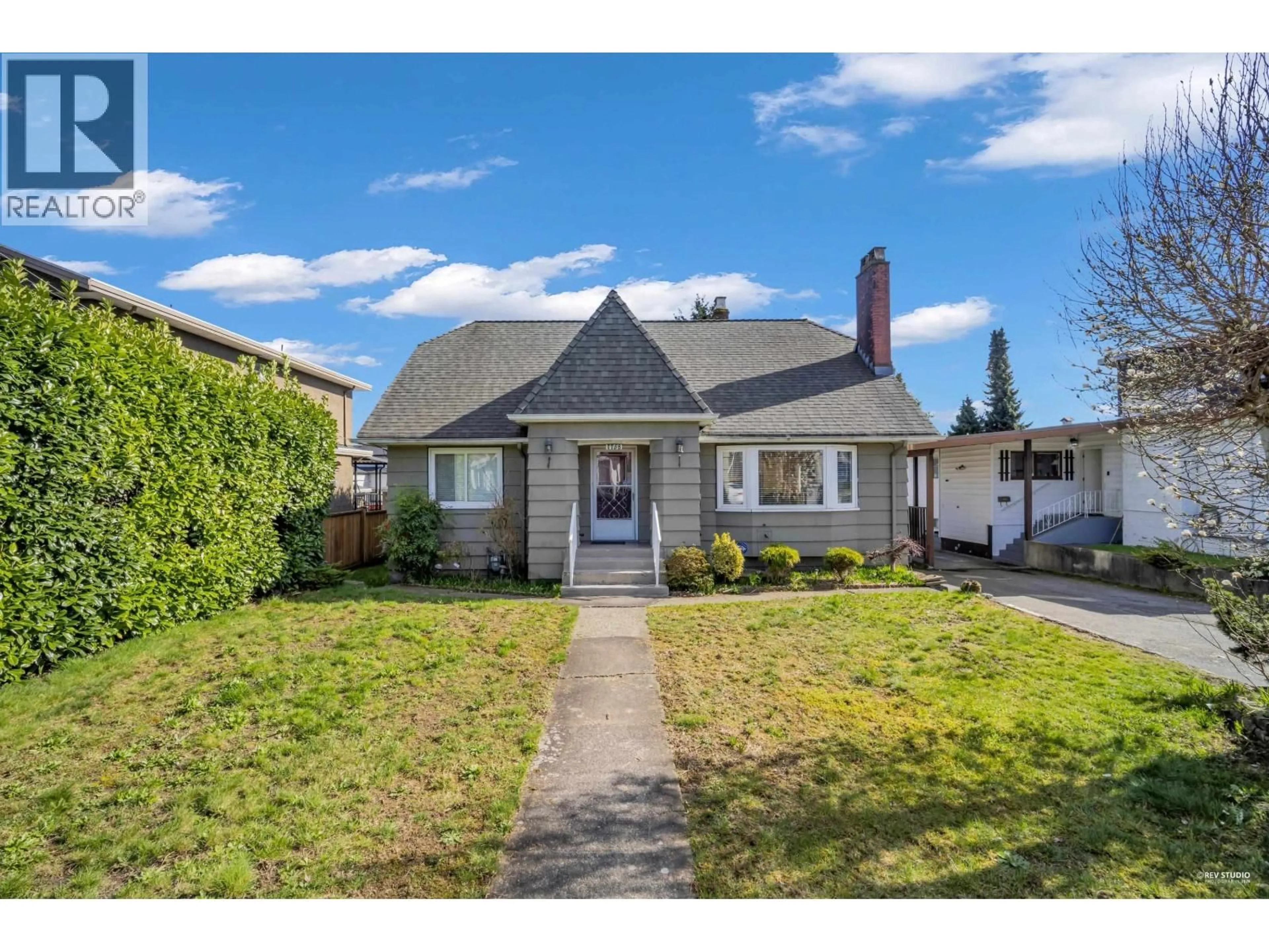 Home with vinyl exterior material, street for 7758 15TH AVENUE, Burnaby British Columbia V3N1W5