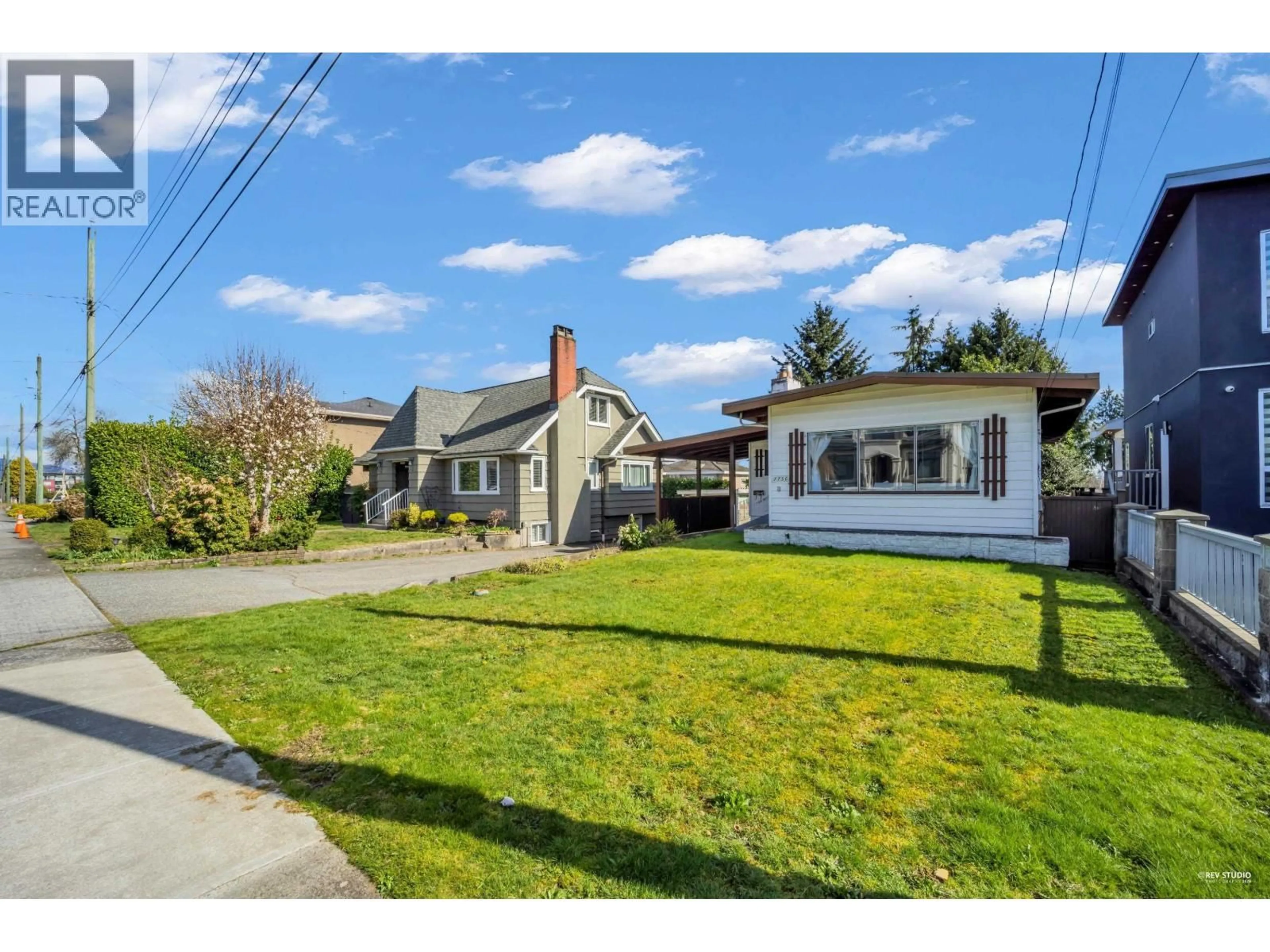 A pic from outside/outdoor area/front of a property/back of a property/a pic from drone, street for 7750 15TH AVENUE, Burnaby British Columbia V3N1W5