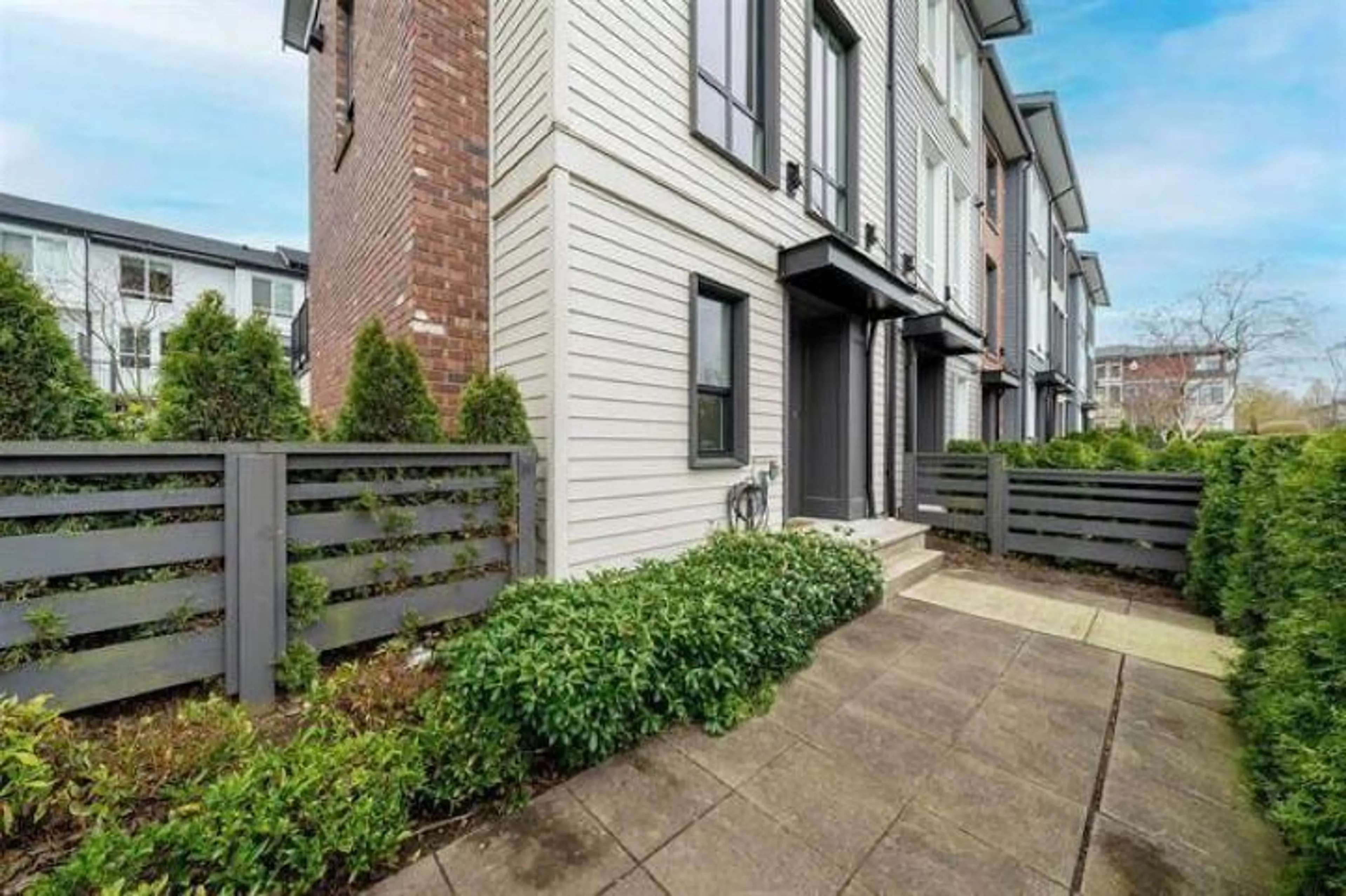 Unknown for 8 - 15828 27 AVENUE, White Rock British Columbia V3Z0X4