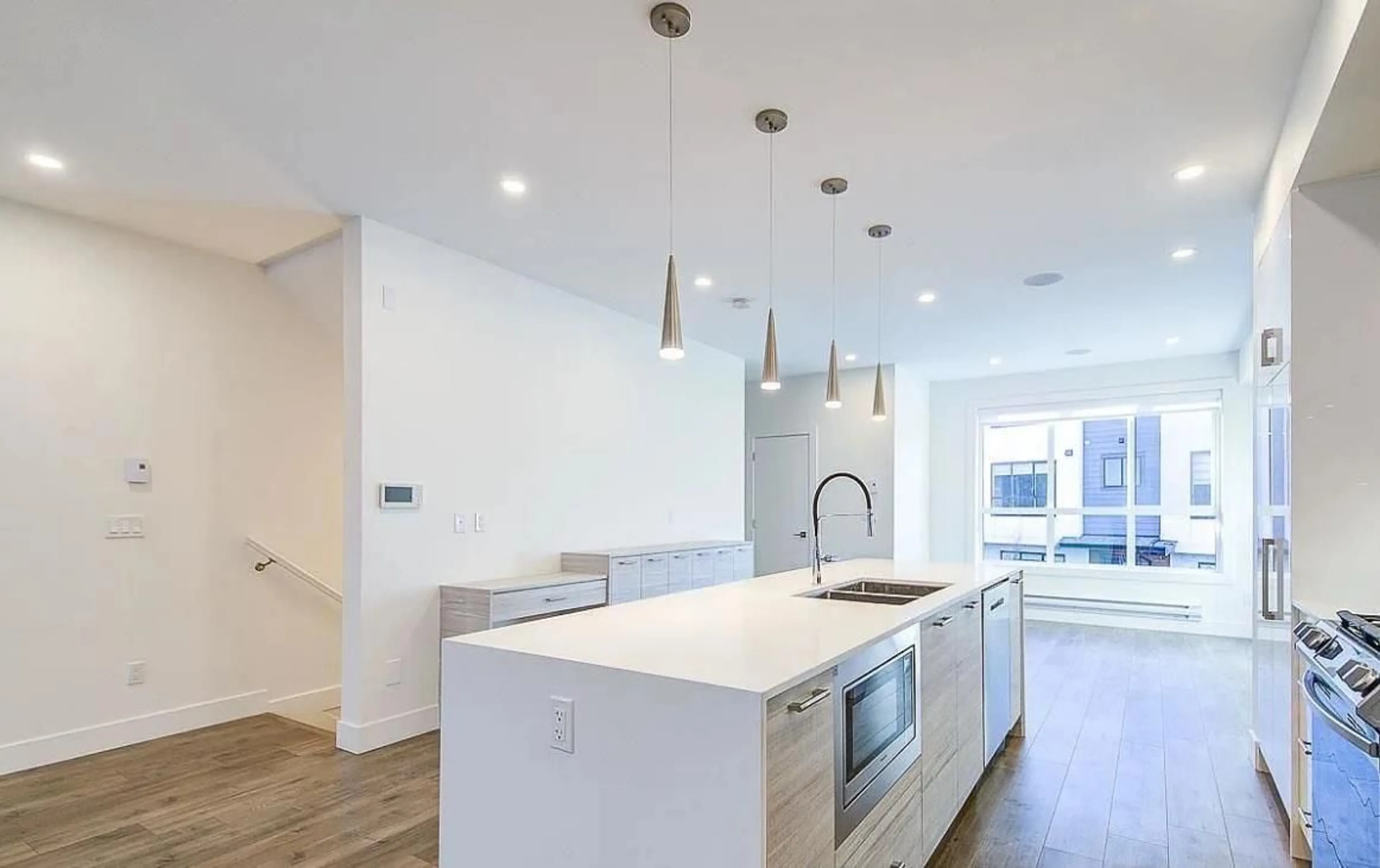 Open concept kitchen, unknown for 62 - 7177 194A STREET, Surrey British Columbia V4N6V6