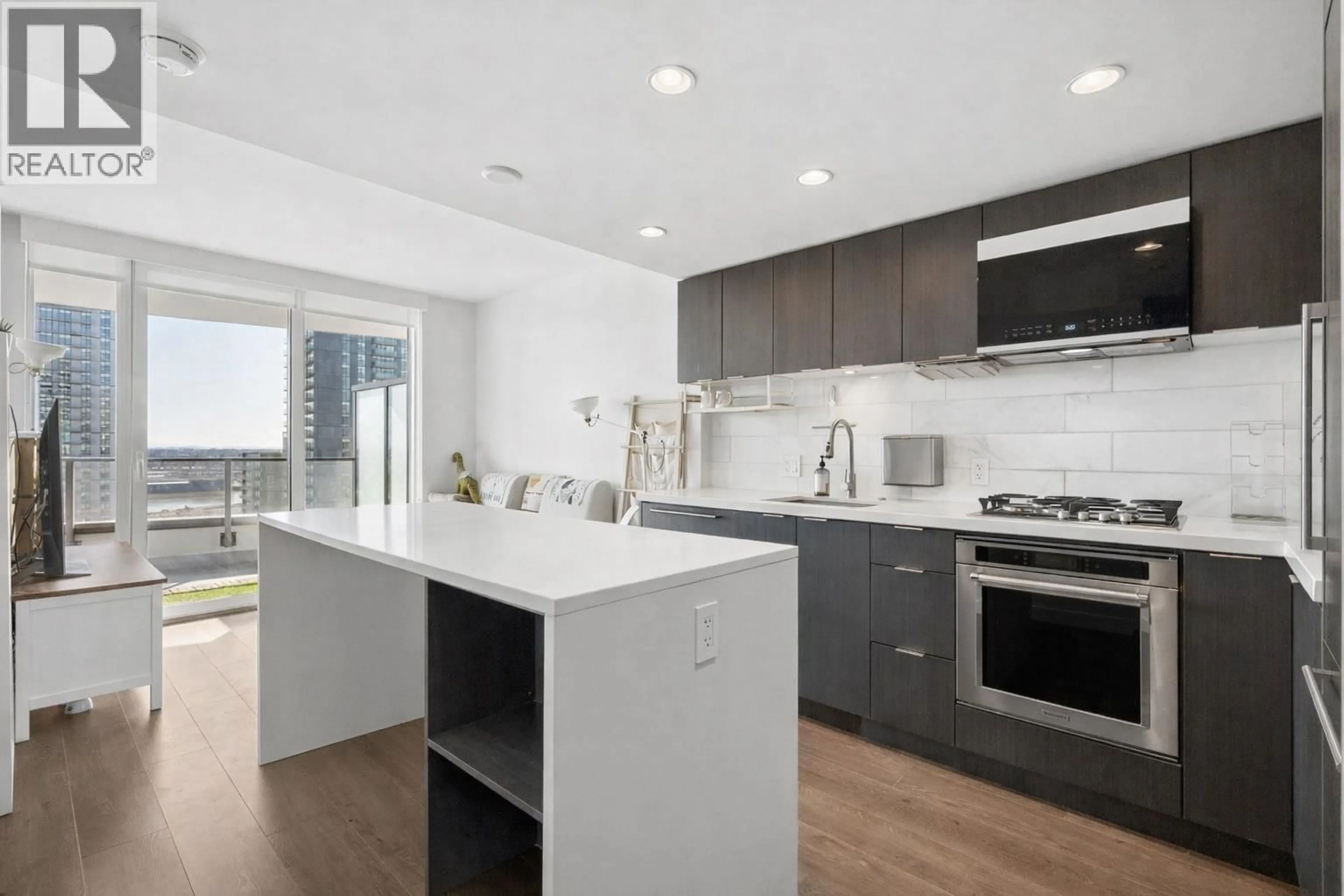 Open concept kitchen, unknown for 1909 - 8189 CAMBIE STREET, Vancouver British Columbia V6P0G6