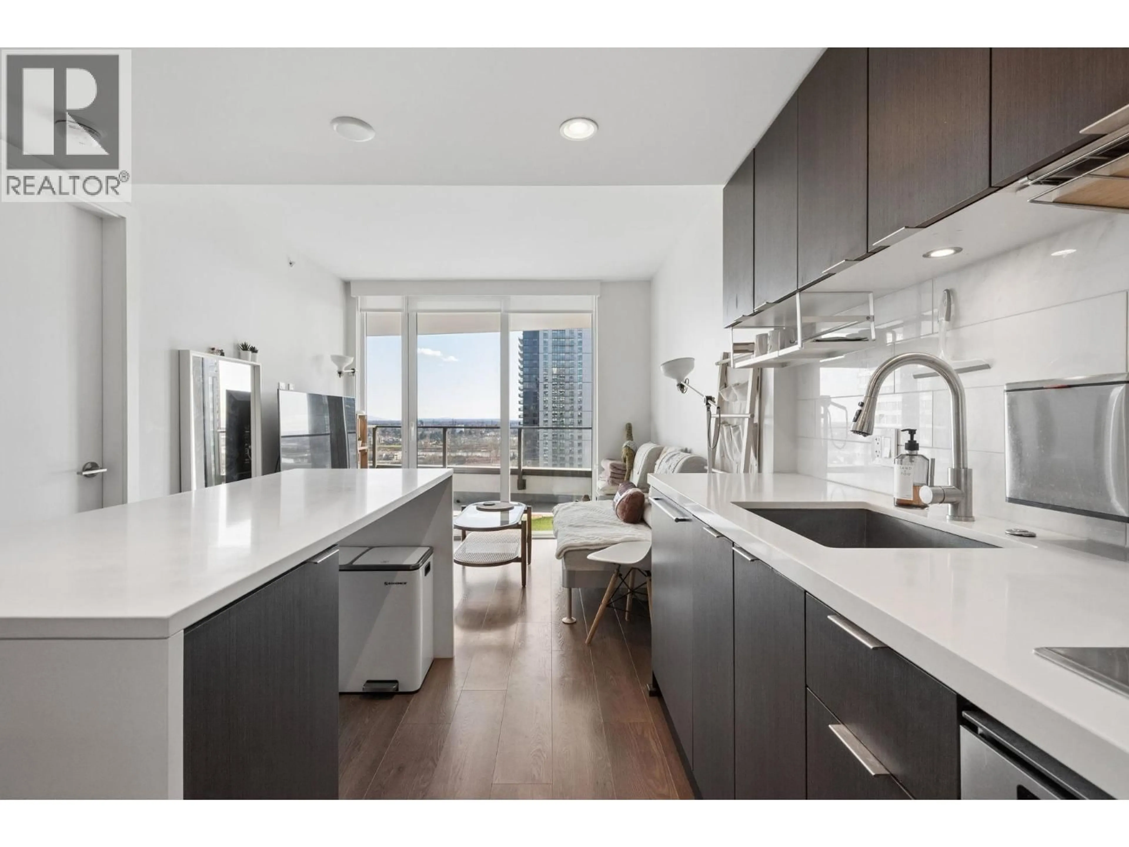 Open concept kitchen, unknown for 1909 - 8189 CAMBIE STREET, Vancouver British Columbia V6P0G6