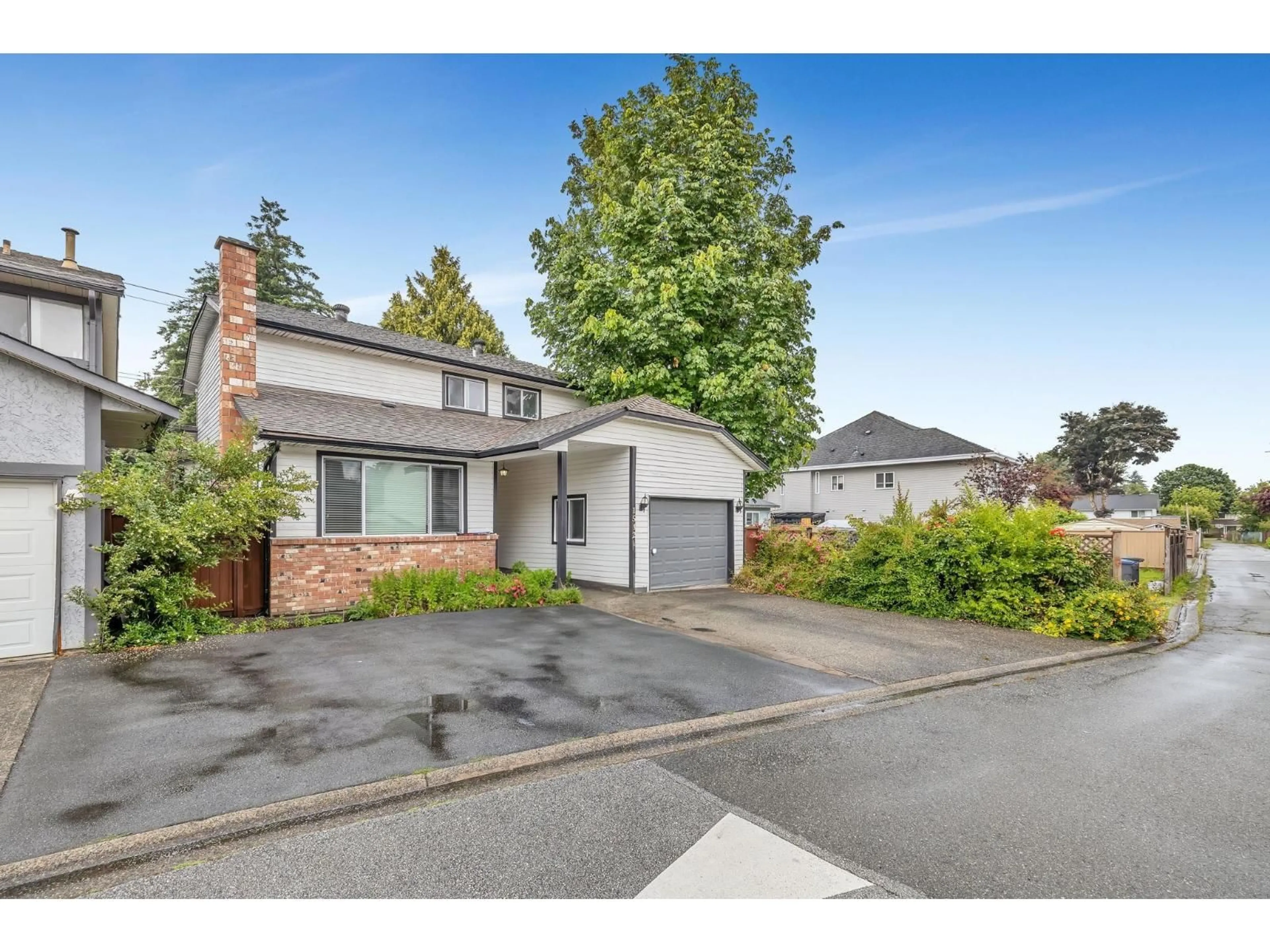 Unknown for 15420 96 AVENUE, Surrey British Columbia V3R1G5